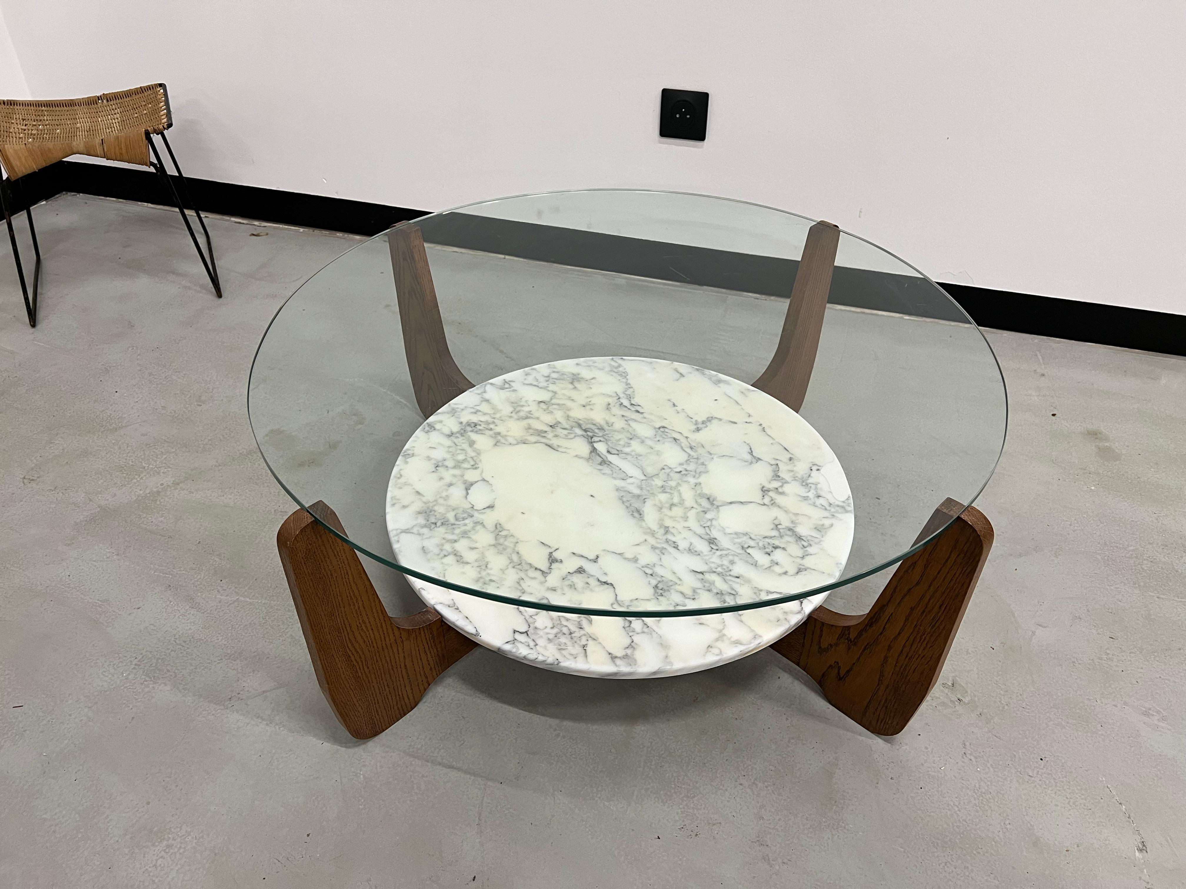 Mid-Century Modern Table basse en marbre et verre Hugues Poignant en vente