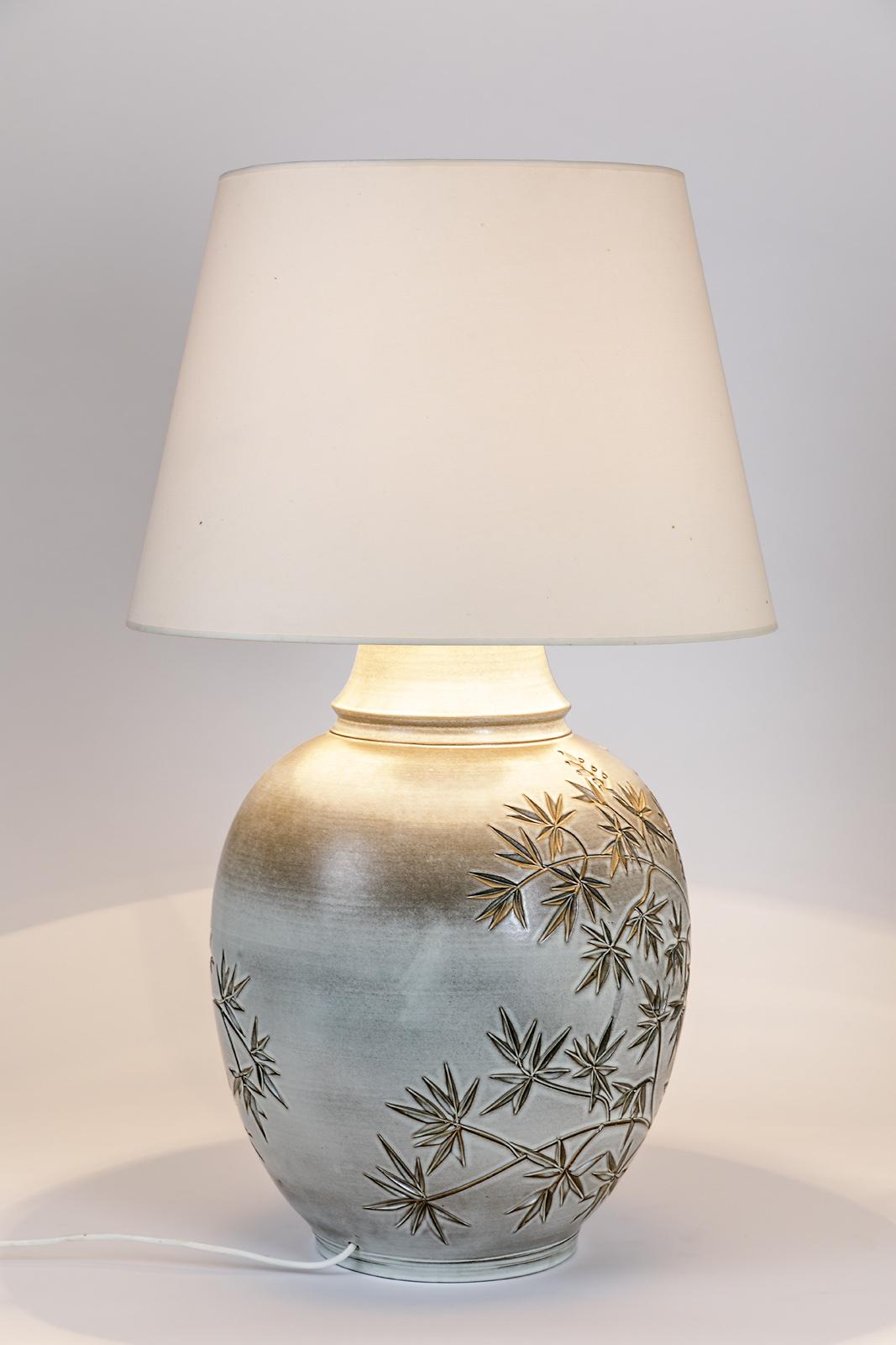 Huguette Bessone Handmade White and Grey Ceramic Table Lamp Decoration 4