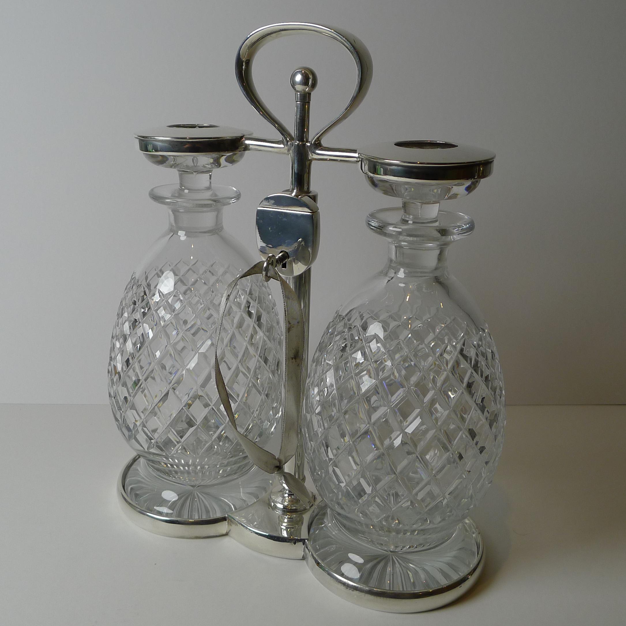 Hukin and Heath Double Spirit Tantalus, c.1900 For Sale 4