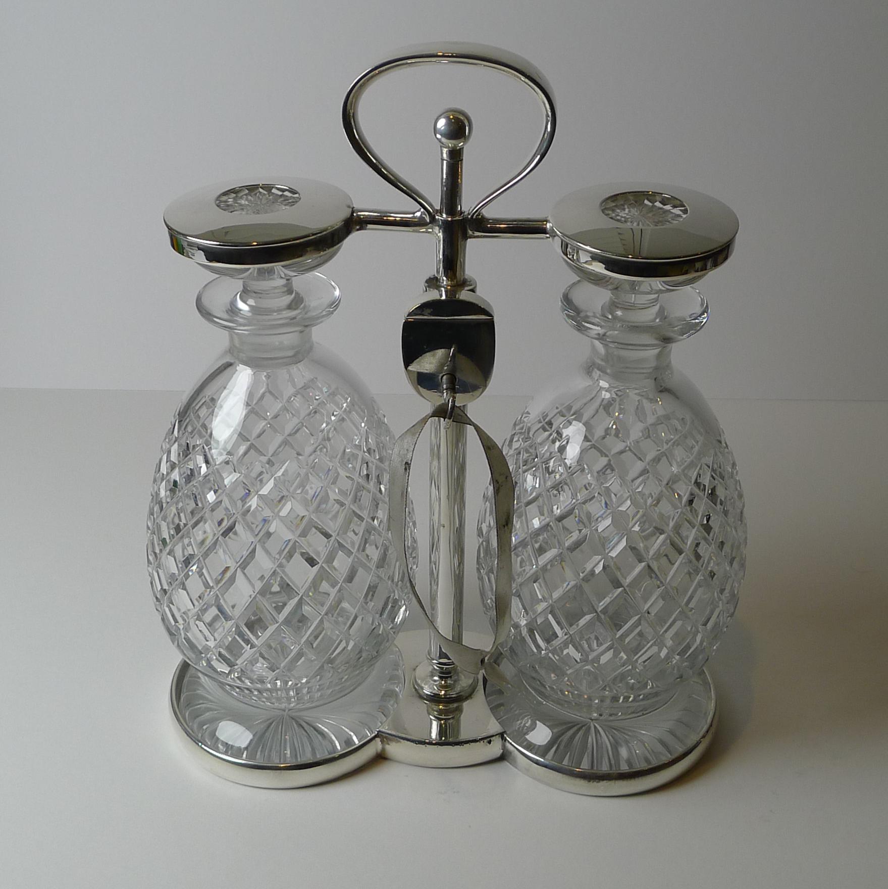 Hukin and Heath Double Spirit Tantalus, c.1900 For Sale 5