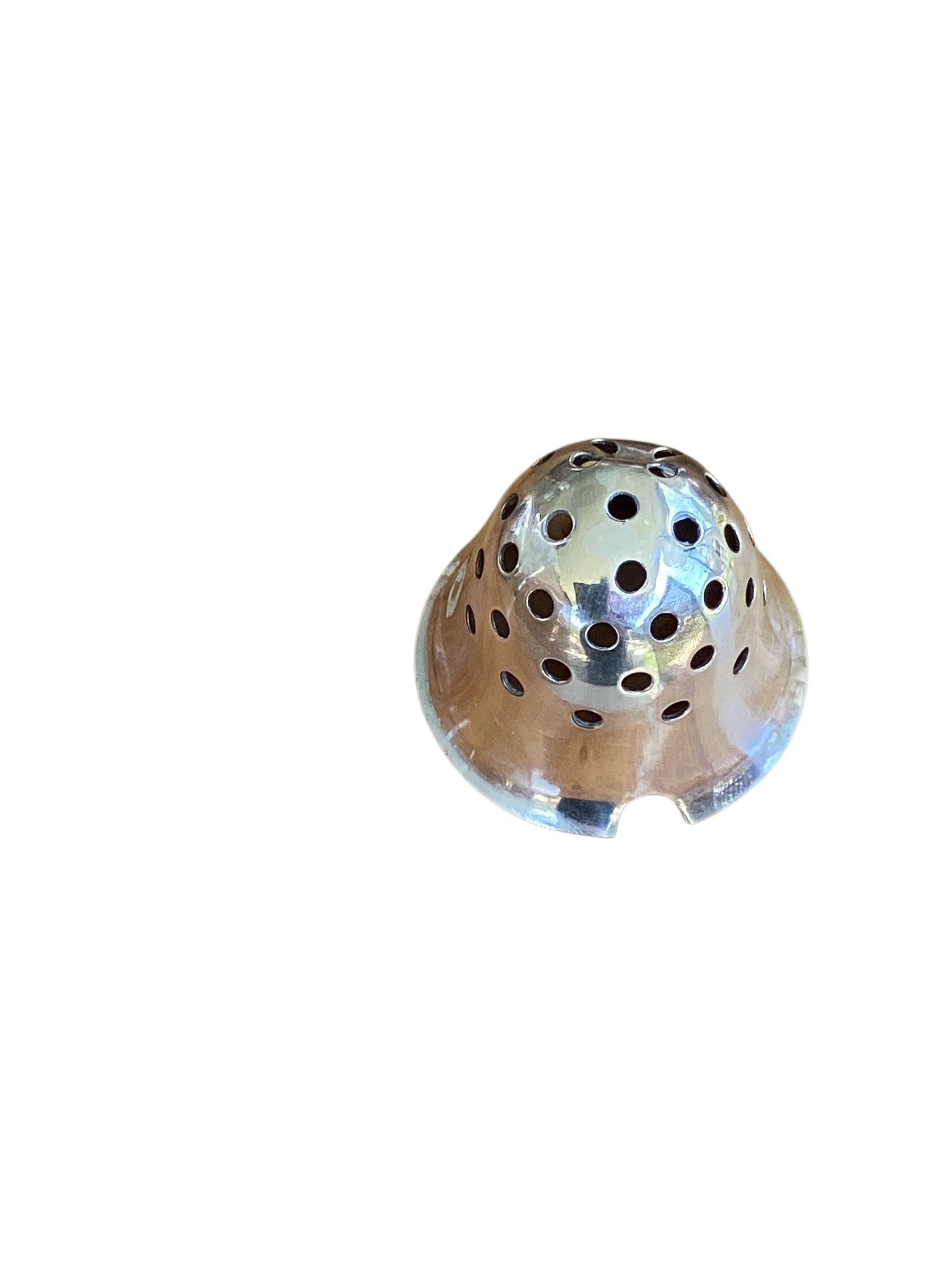 Hukin and Heath Silver Plated Dumbbell Cocktail Shaker For Sale 5
