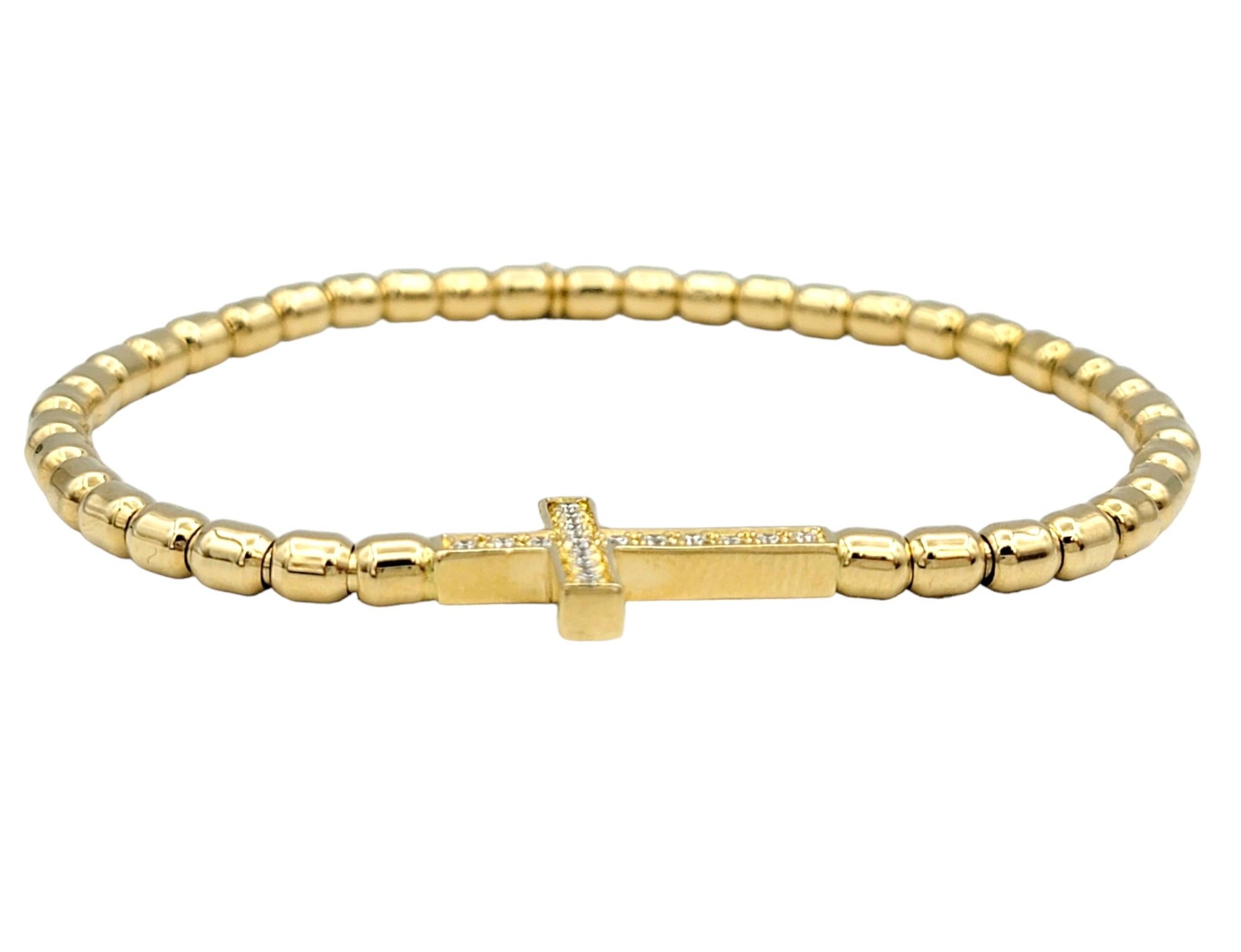 Contemporary Hulchi Belluni Tresore Collection Stretch Bracelet 18K Yellow Gold Diamond Cross For Sale