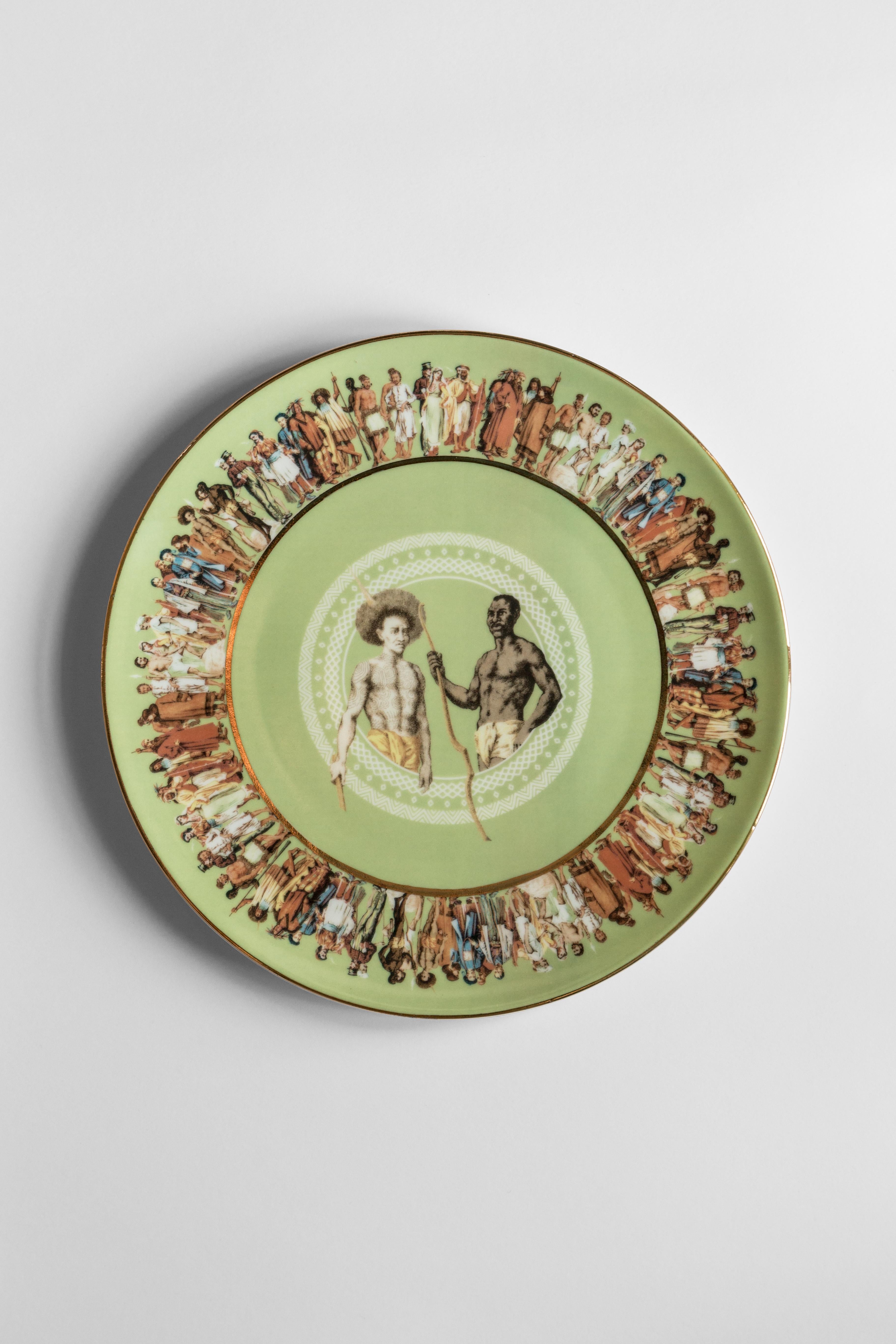 Porcelaine Être humain:: six assiettes plates contemporaines en porcelaine avec motif décoratif en vente