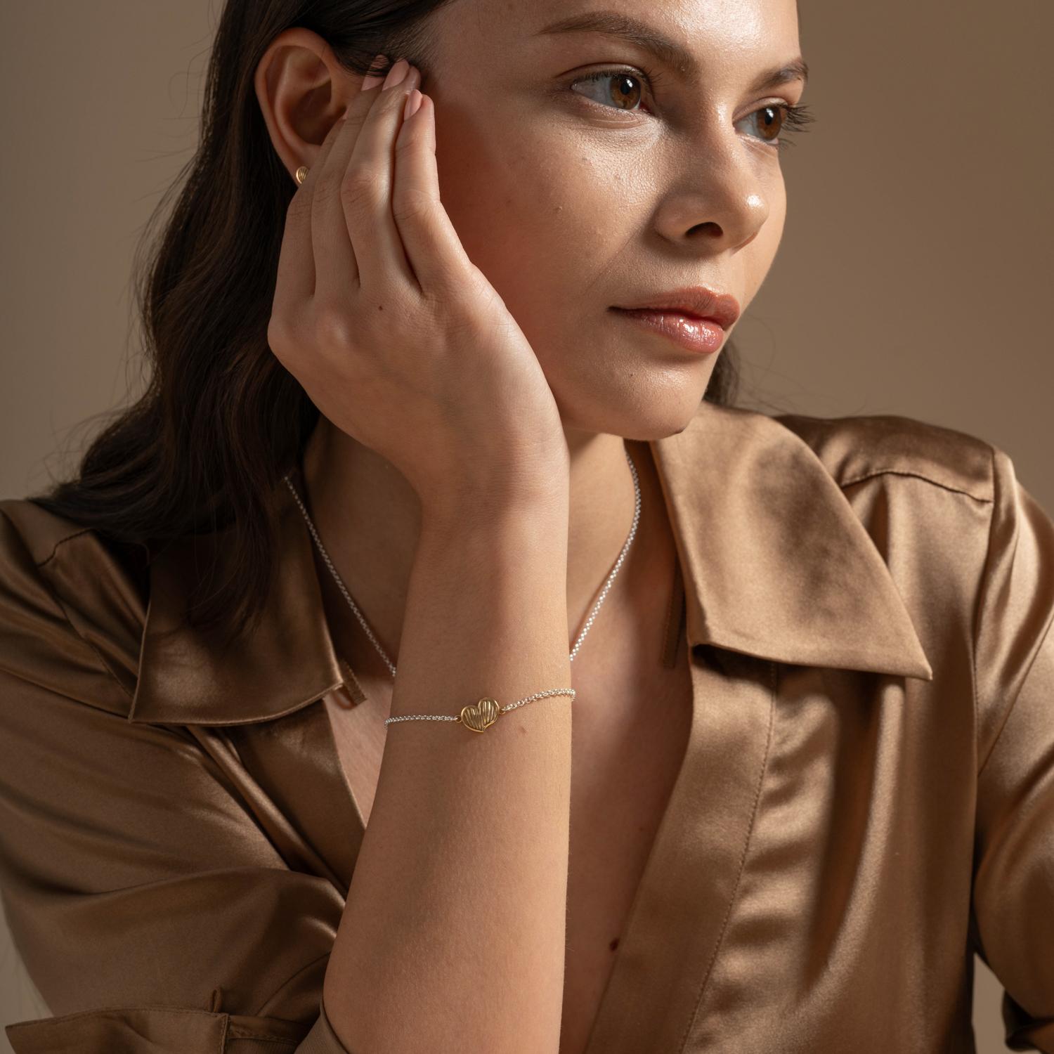 Bracciale a catena con cuore Humbug in argento 925 in vendita 1