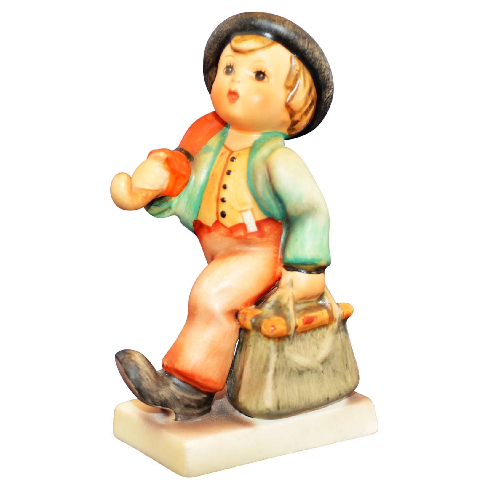 Hummel Merry Wanderer Figurine For Sale