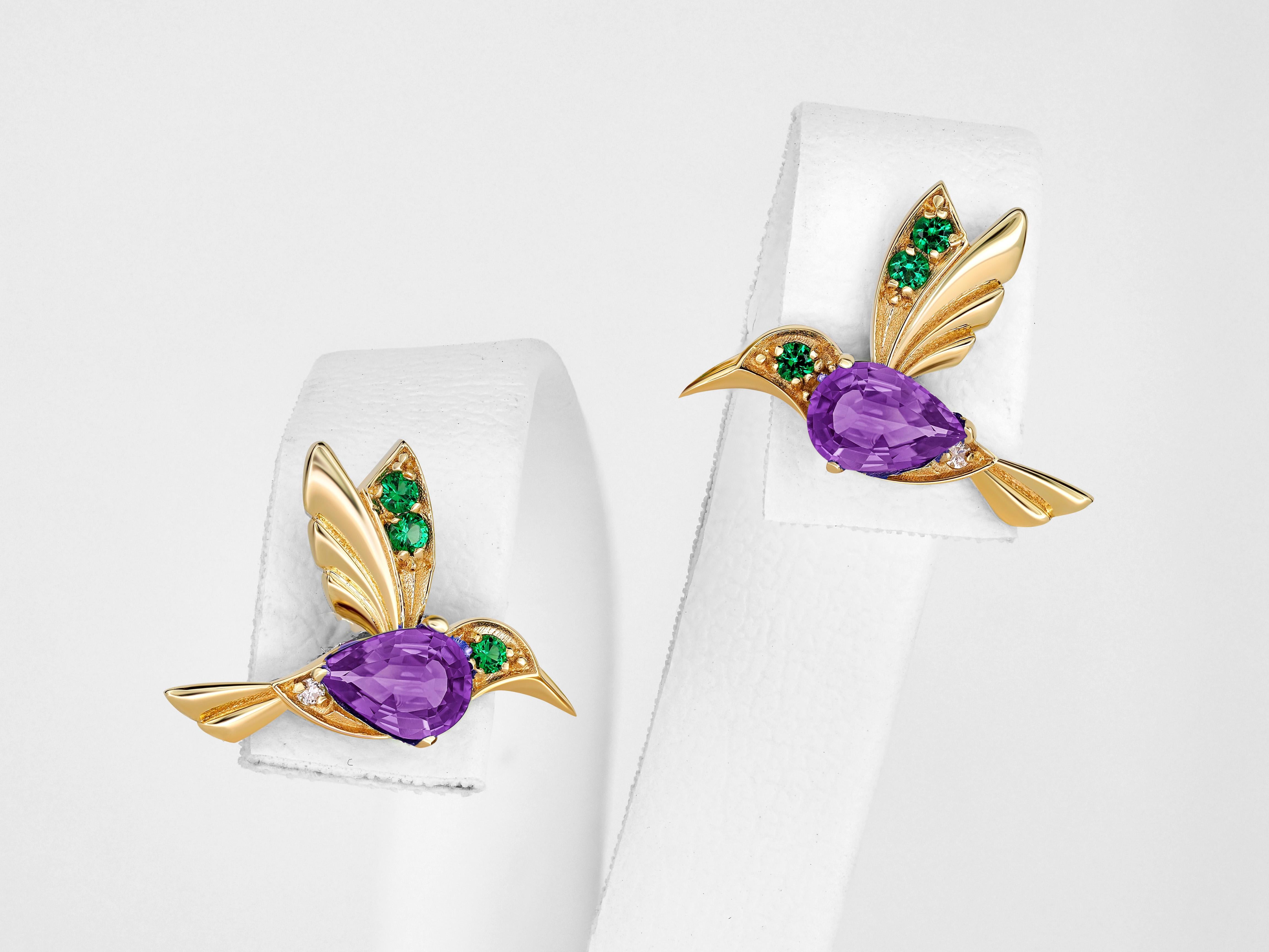 Moderno Orecchini con colibrì e ametiste in oro 14k in vendita