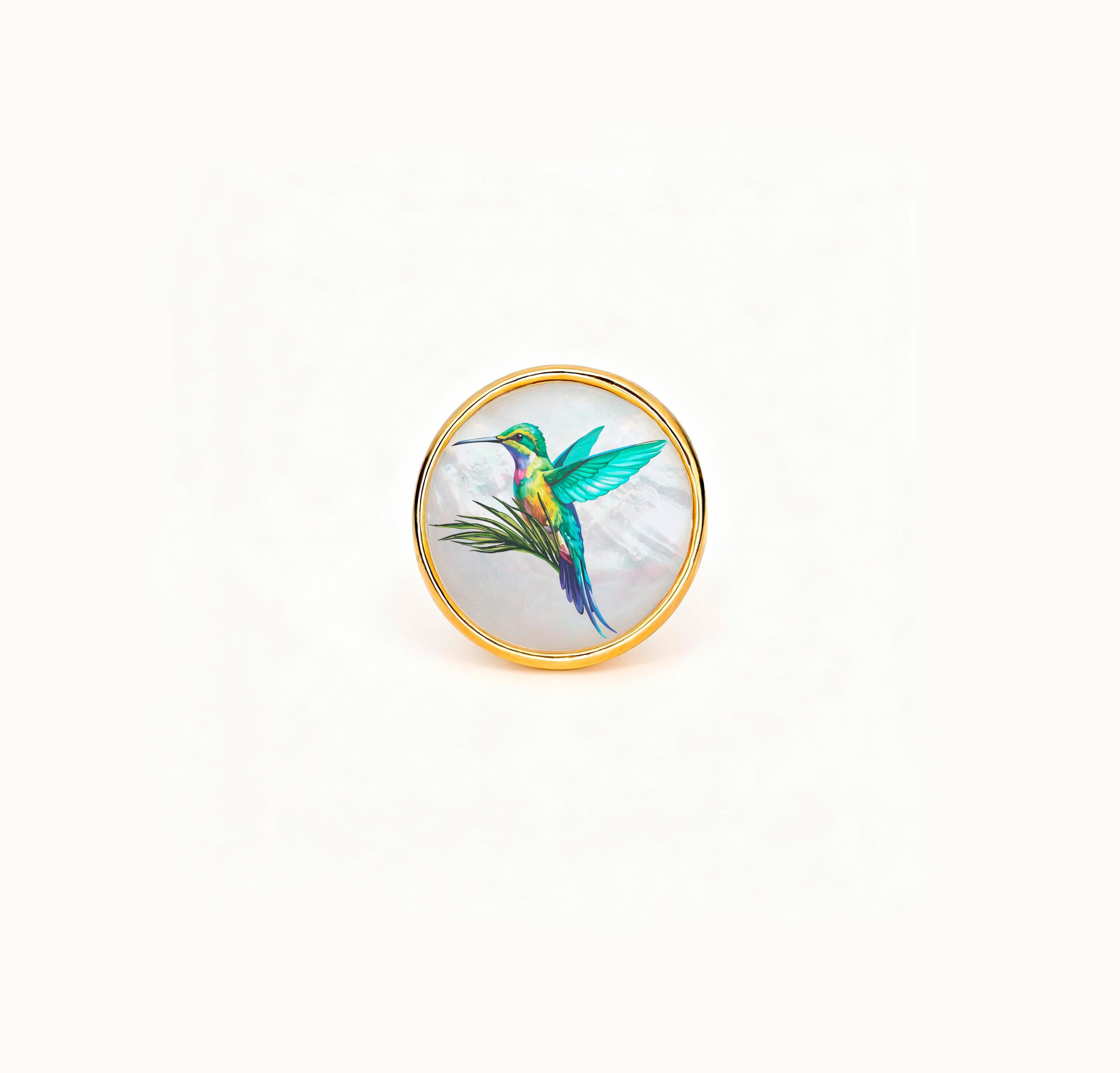Modern Hummingbird Painted Cameo Mother of pearl ring, Personalized Ring For Sale