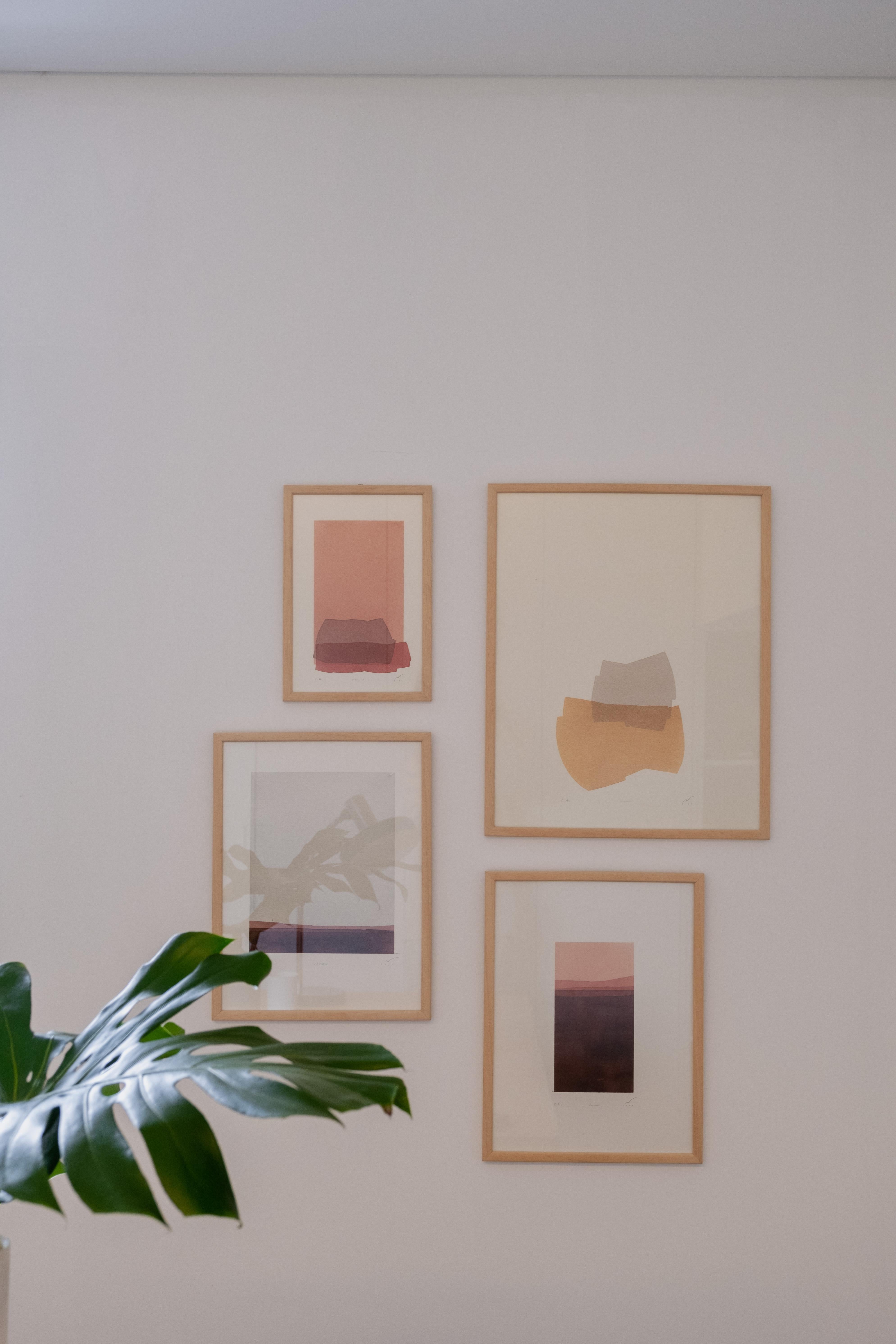 HUMUS - Minimalistischer moderner Aquarelldruck (21. Jahrhundert und zeitgenössisch) im Angebot