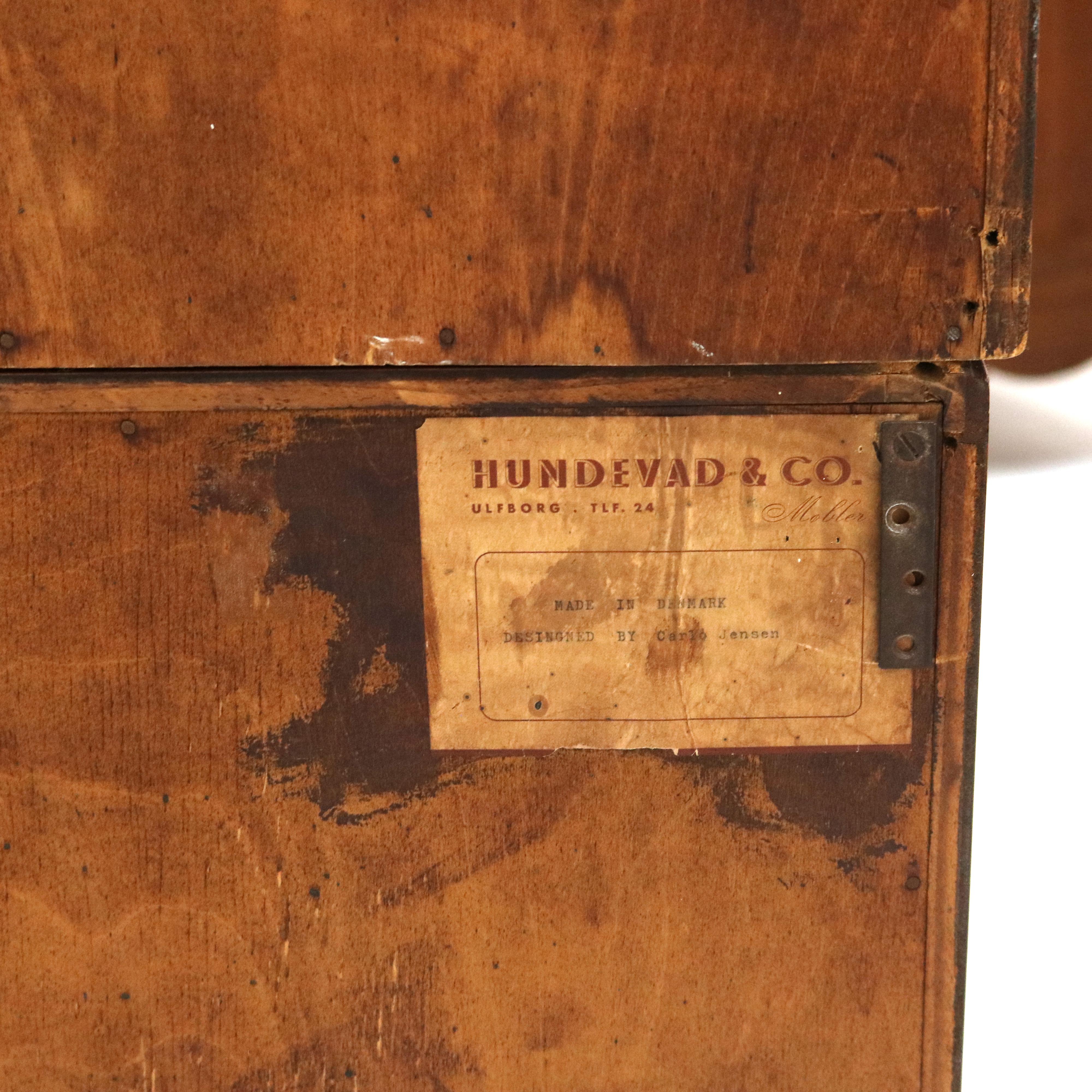 Hundevad, armadio danese in legno di teak della metà del secolo scorso, C1960 in vendita 5