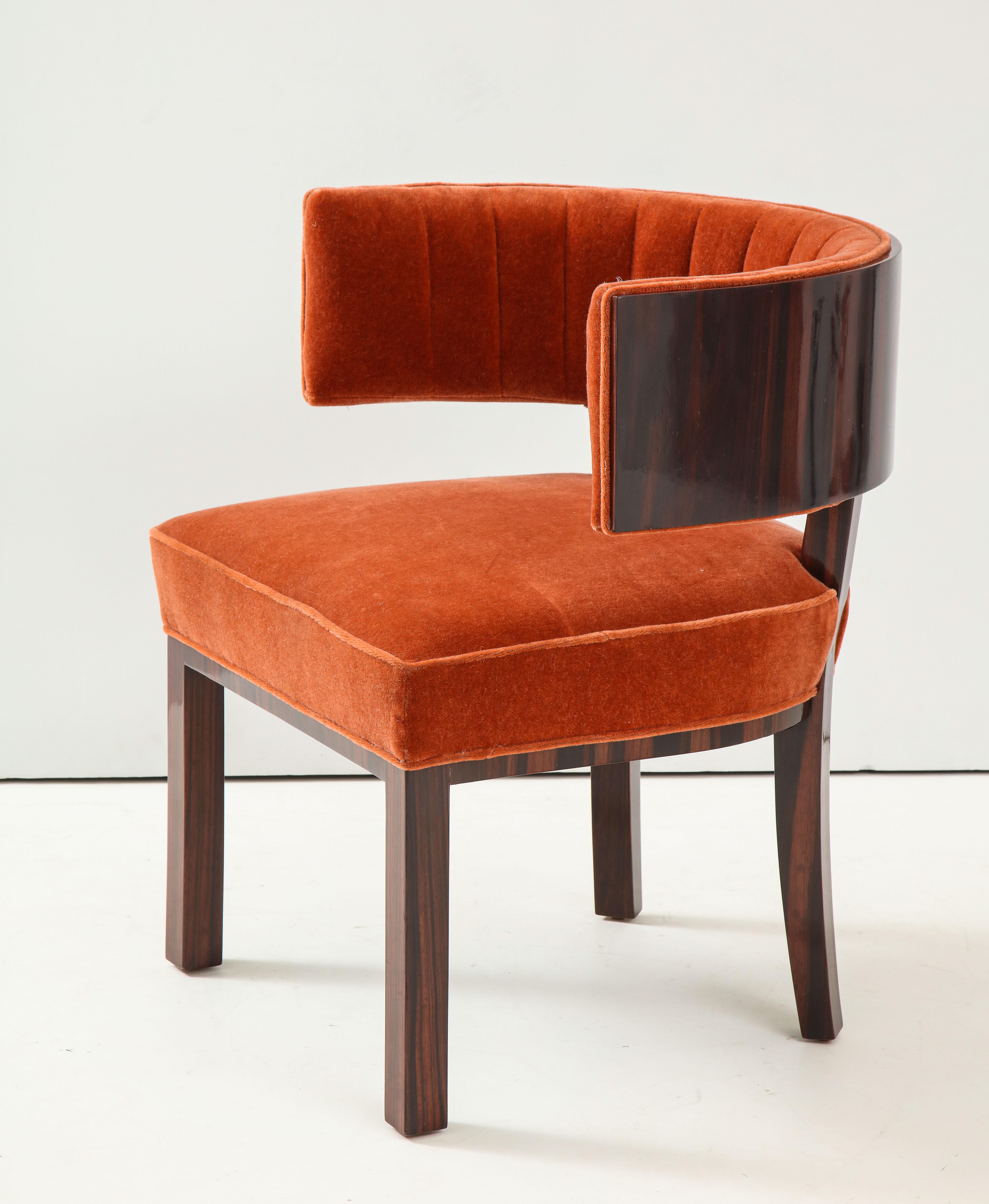 Hungarian Macassar Ebony, Burnt Orange Mohair Club Chairs (20. Jahrhundert)