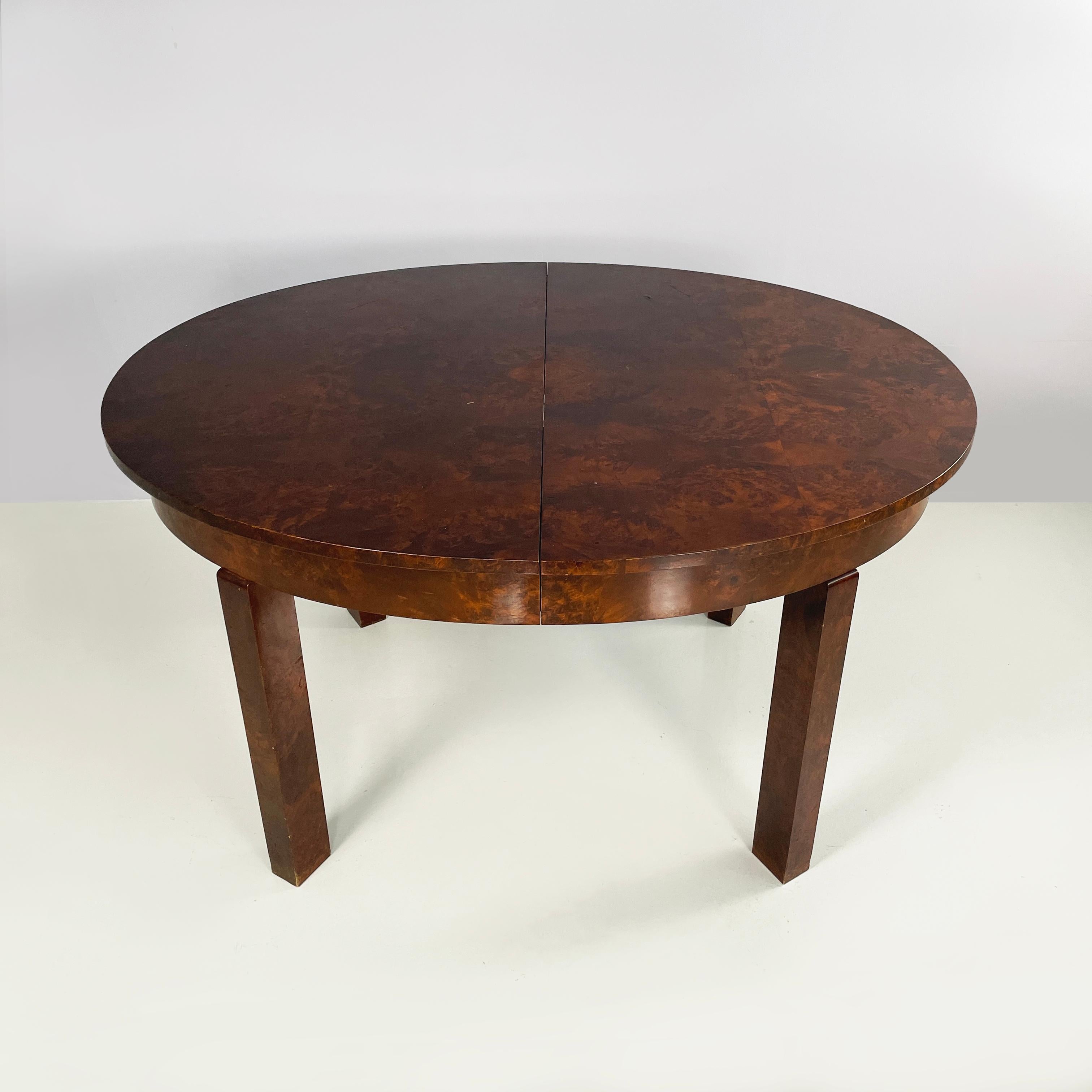 Hungarian art deco Oval dining table in wood, 1930s In Good Condition For Sale In MIlano, IT