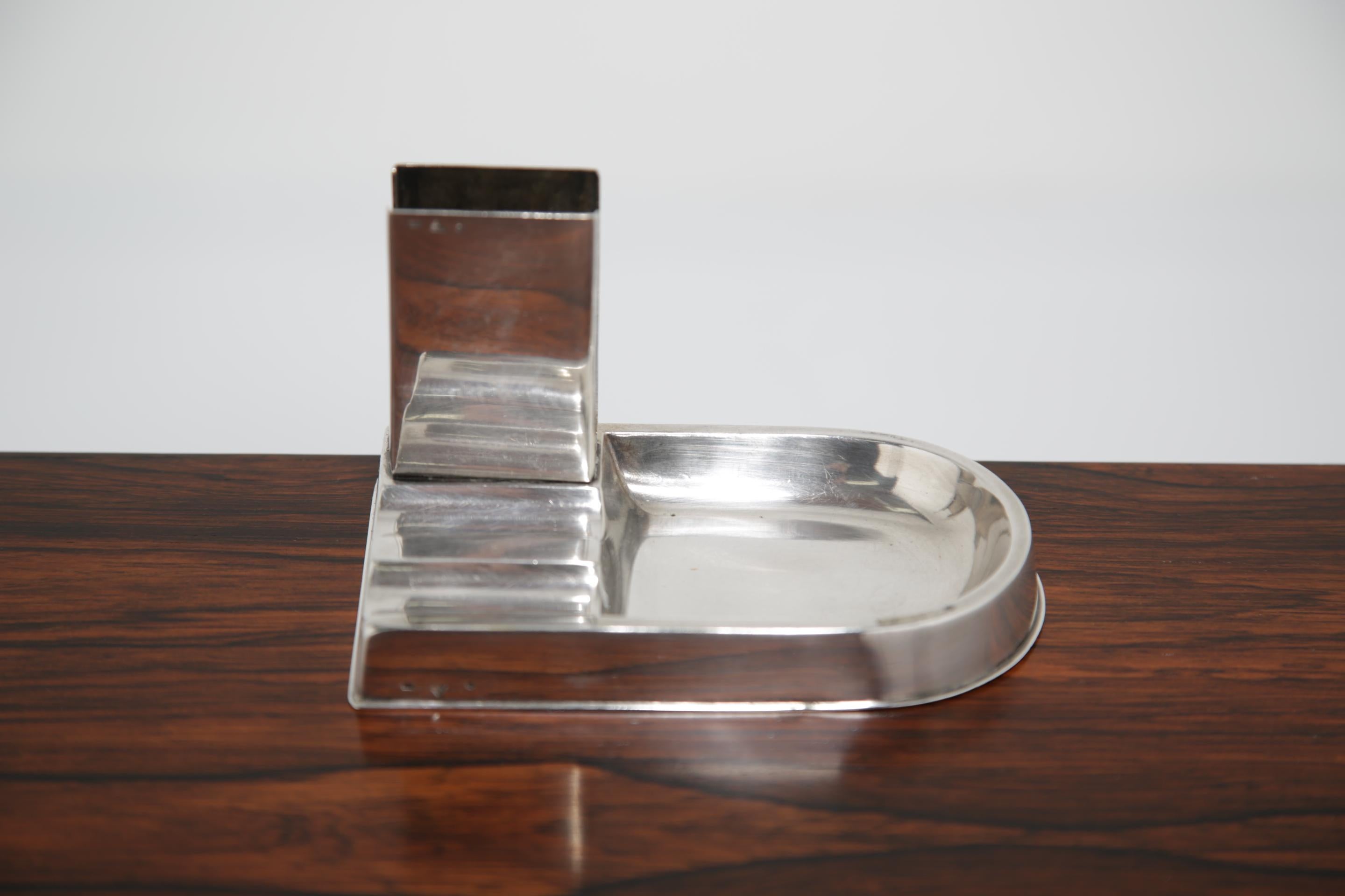 Ungarischer Art Deco Silver Match Striker und Zigarrenaschenbecher (Art déco) im Angebot
