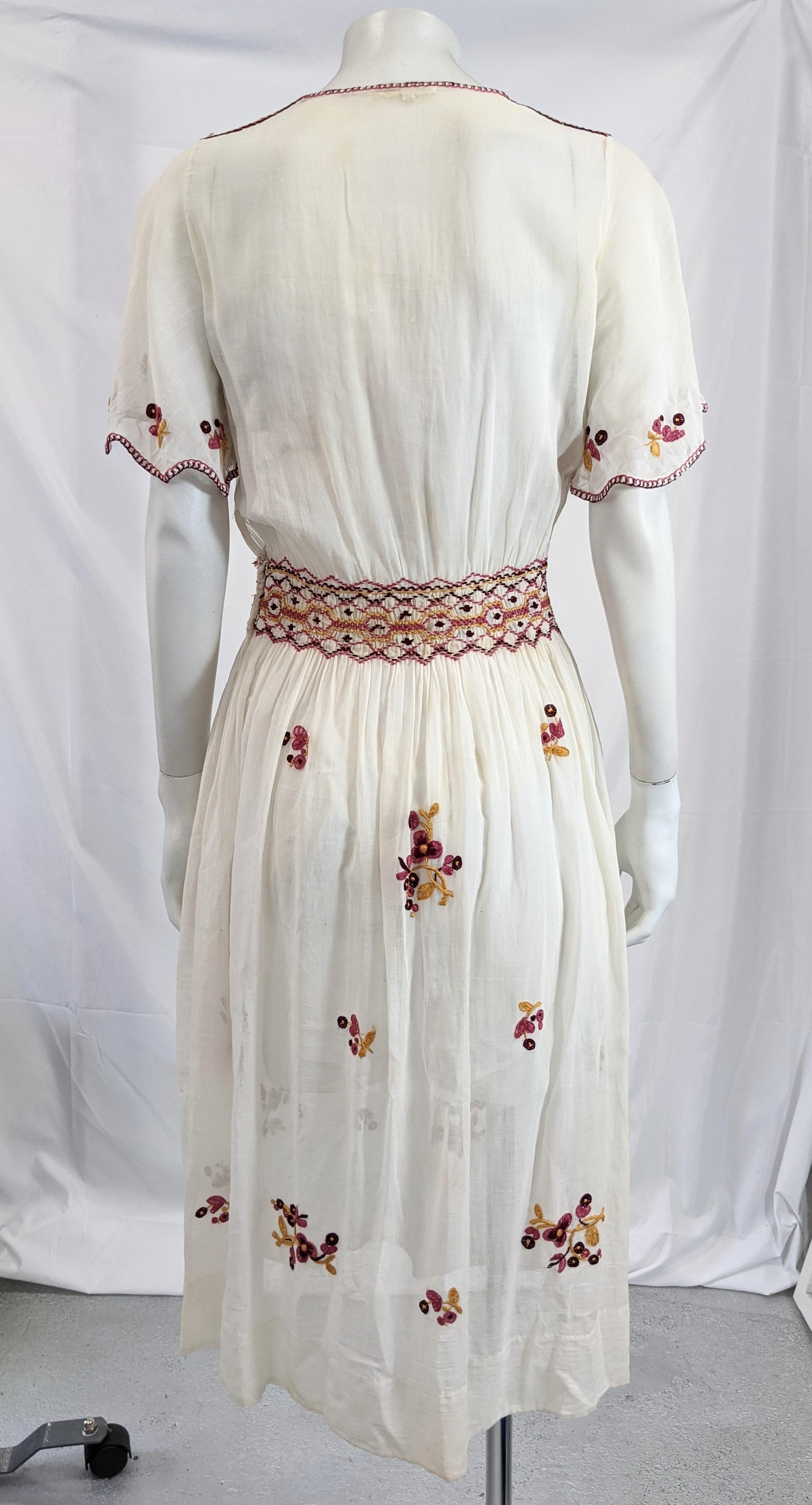 Hungarian Embroidered Batiste Dress For Sale 2