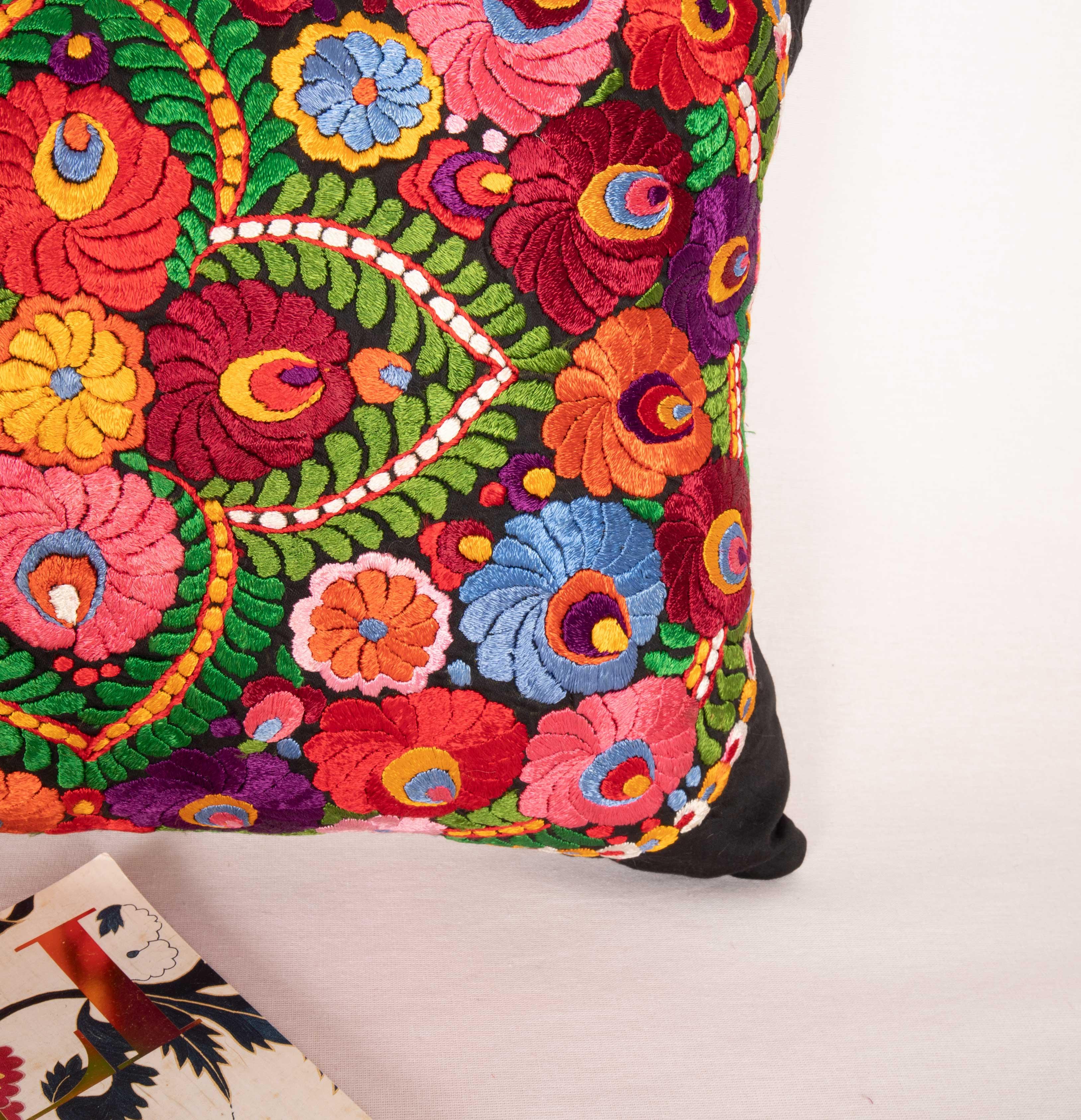 Hungarian Matyo Pillowcase, Early 20th C In Good Condition In Istanbul, TR
