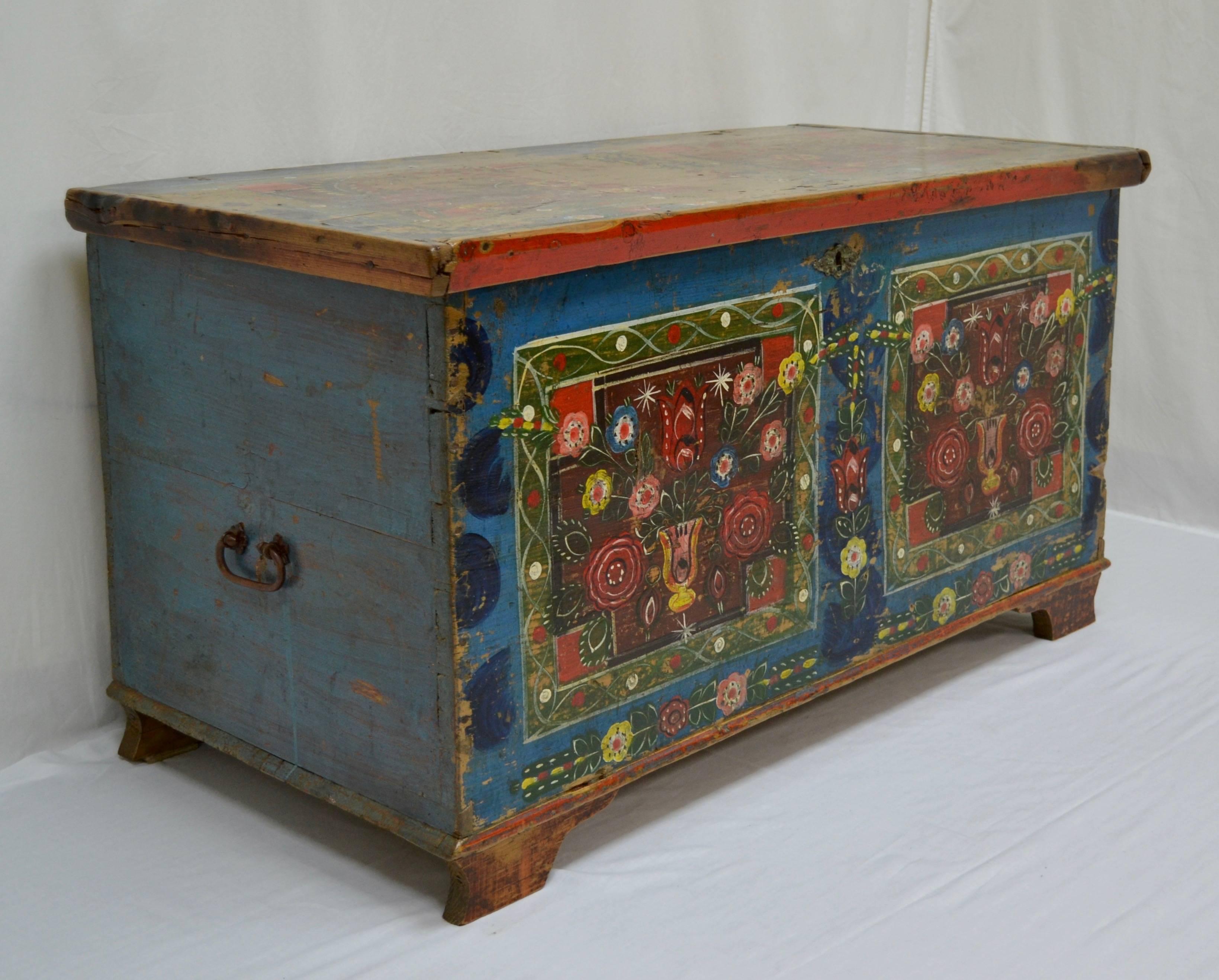 Hungarian Pine Trunk or Blanket Chest in Original Paint In Good Condition In Baltimore, MD