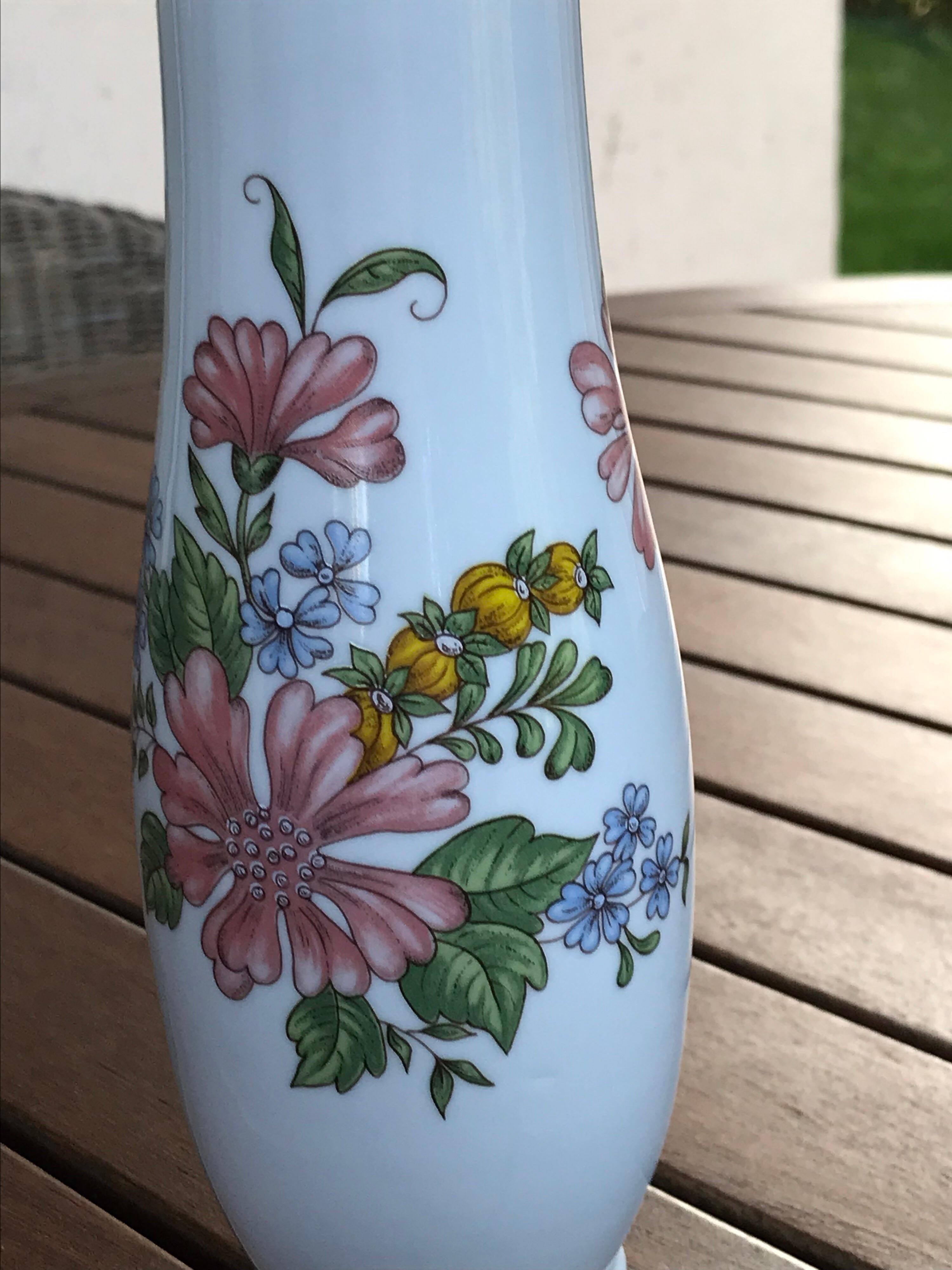 Mid-20th Century Hungarian Porcelain Floral Vase, circa 1940 For Sale