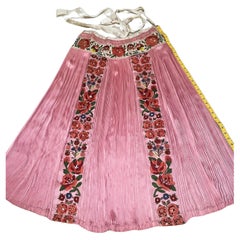 Vintage Hungarian traditional Apron, embroiderd by hand in the 1950s, Hungary