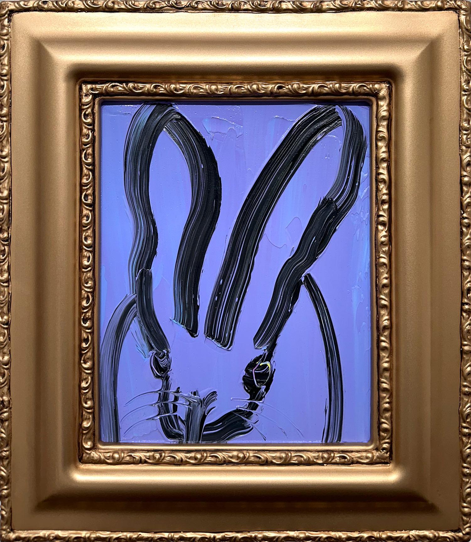 Abstract Painting Hunt Slonem - "Amanda" Lapin noir sur fond de pervenche profonde Peinture à l'huile sur panneau de bois