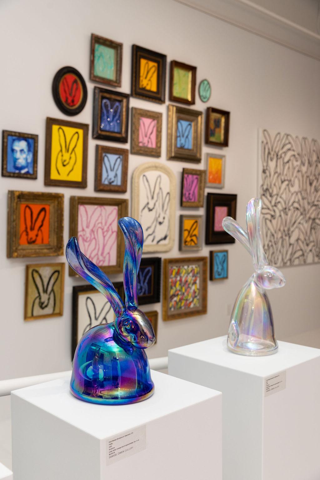 Annunciation complète « Butterfly Painting » - Peinture à l'huile encadrée argentée et or 4