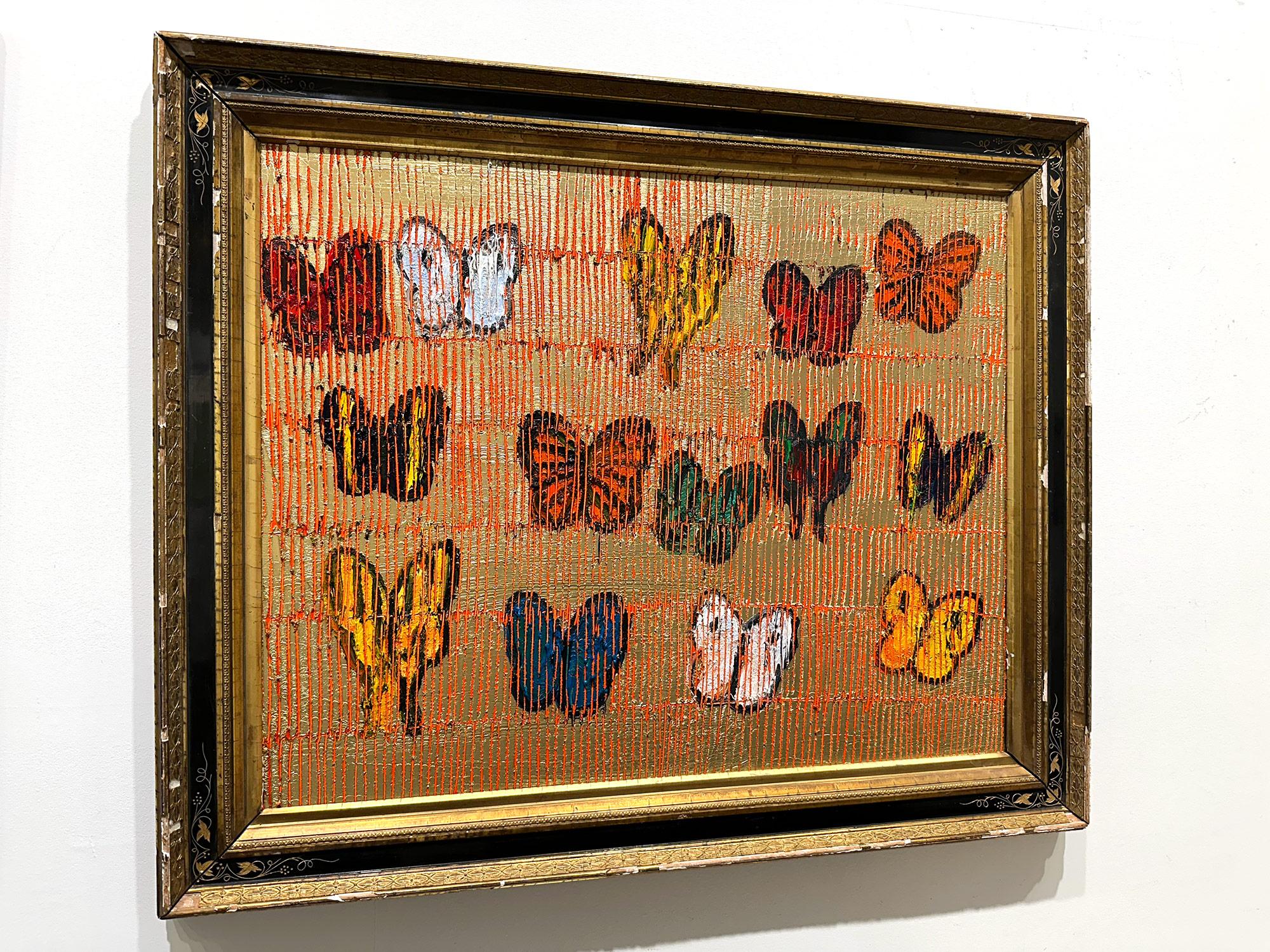 „Schmetterlinge“ Mehrfarbige Schmetterlinge auf Brillantgold mit antikem Rahmen aus Gold im Angebot 13