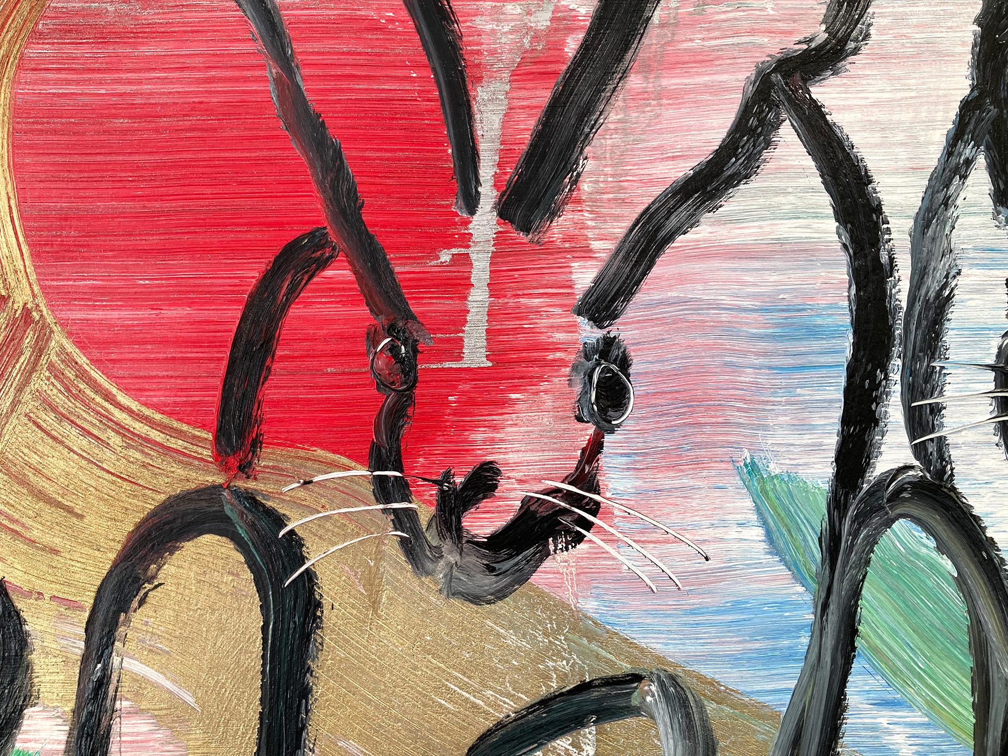 Une magnifique composition de l'un des sujets les plus emblématiques de Slonem, les lapins. Cette pièce représente des figures gestuelles de lapins multicolores sur une surface métallique dorée et argentée. Slonem trace ces 12 lapins à l'aide d'une