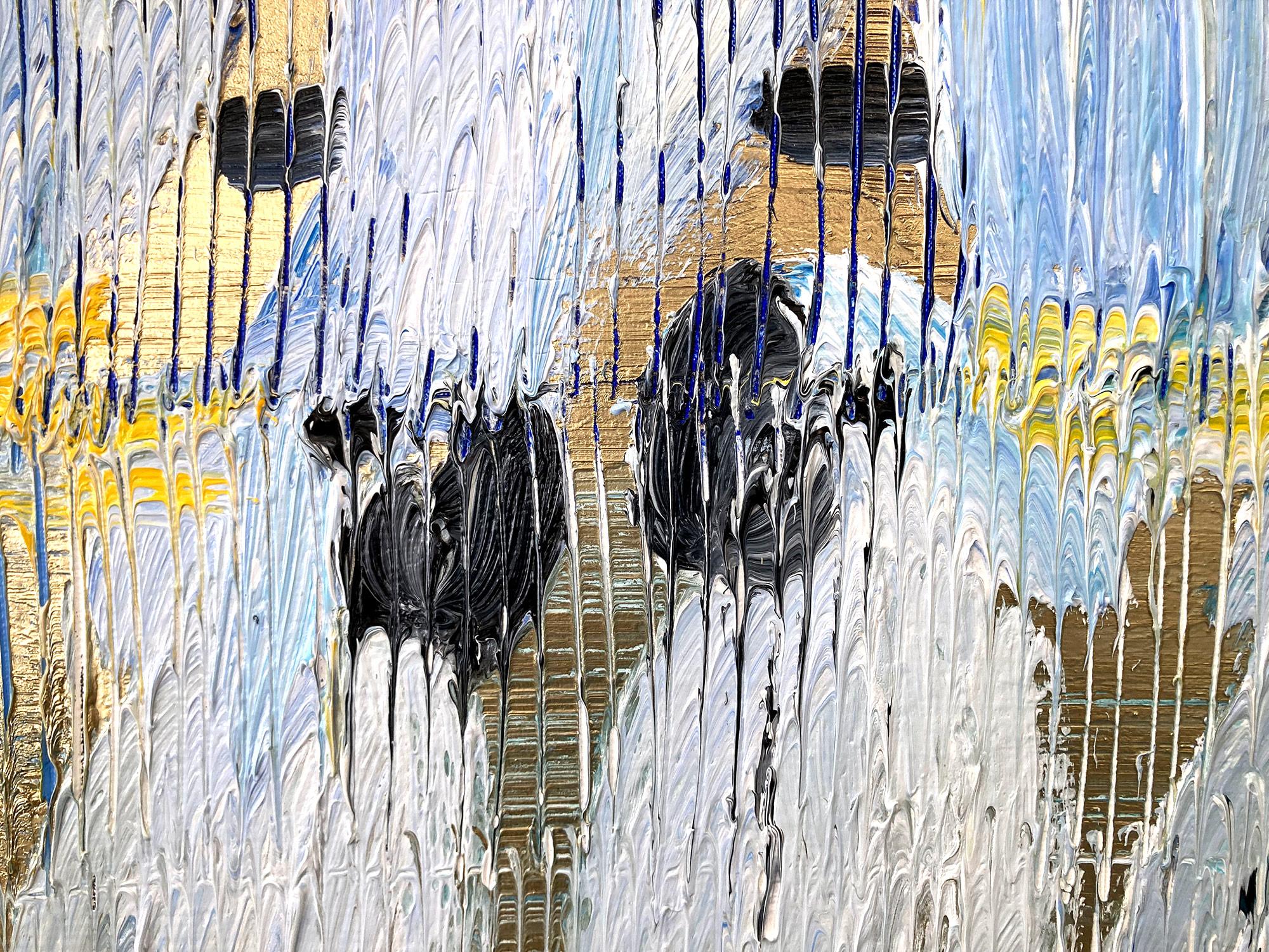„Cockatoo Whisper Divine“ Weißer und blauer Cockatoos mit goldenem Hintergrund auf Leinwand im Angebot 6