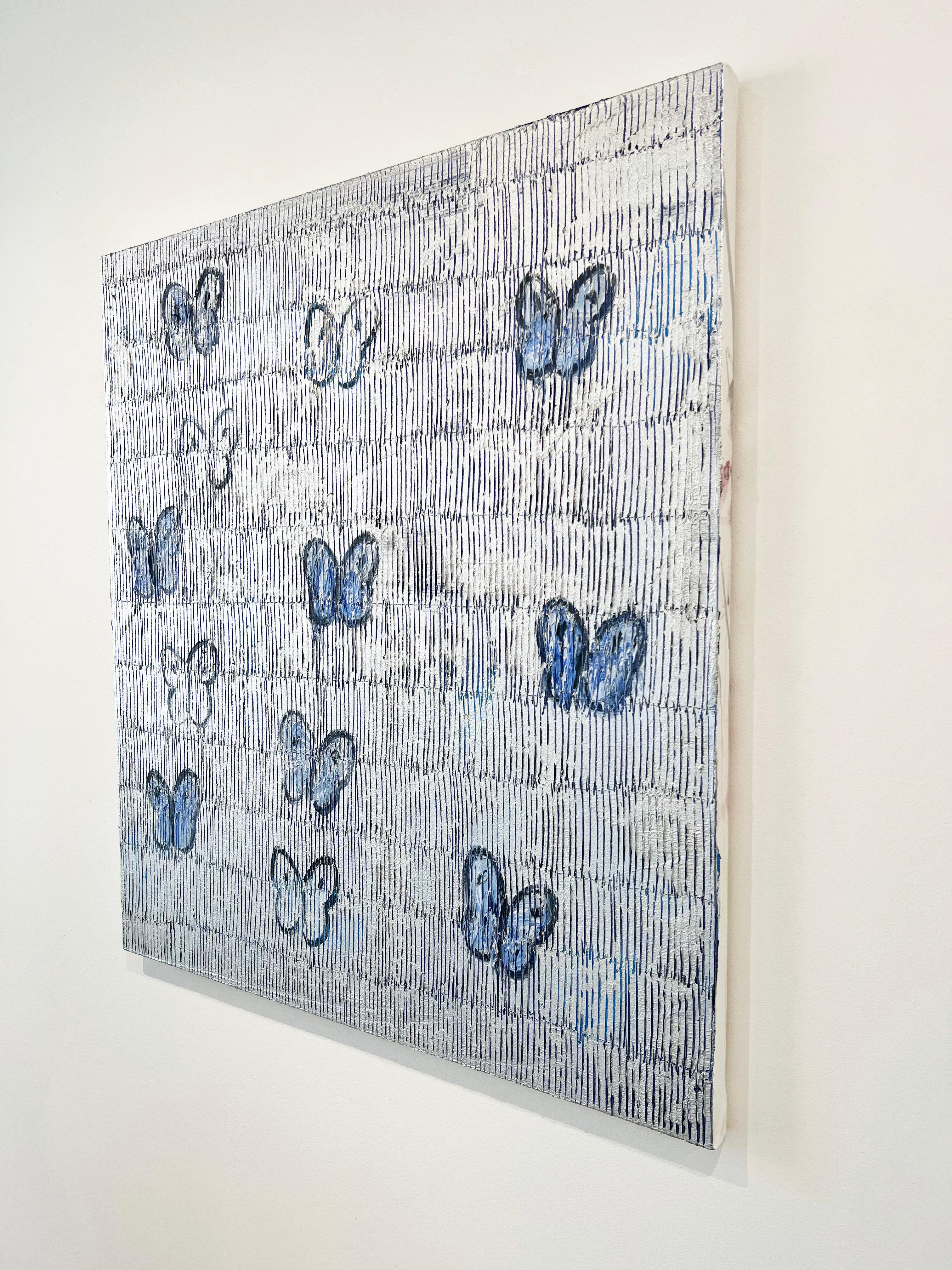 Hunt Slonem, Farfalle bianche e blu Pittura a olio, 'A. Silver Ascension' 2