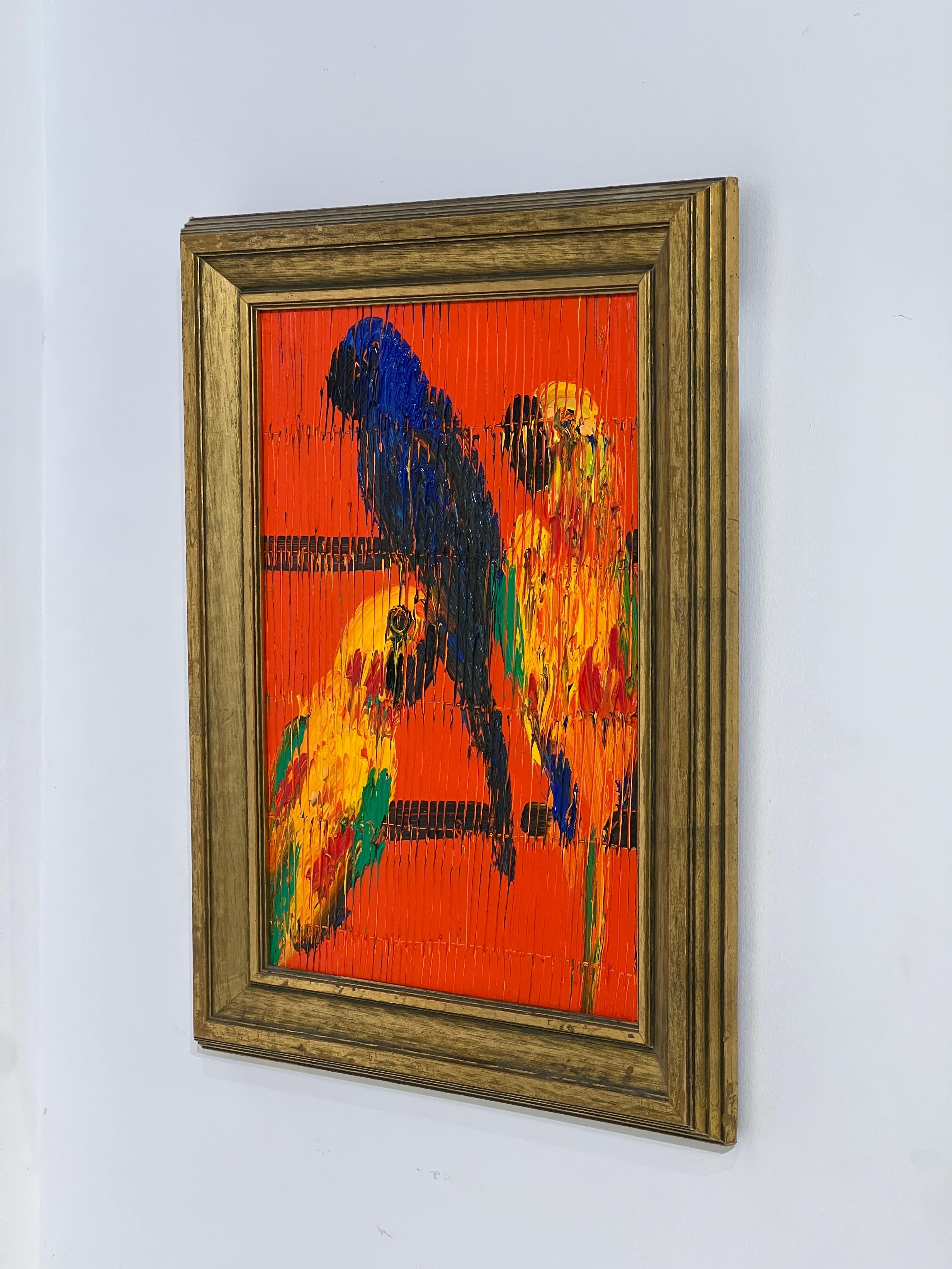 Hunt Slonem „Dazzling Conjures“ Mehrfarbige Papageienvogel auf orangefarbenem Hintergrund im Angebot 2
