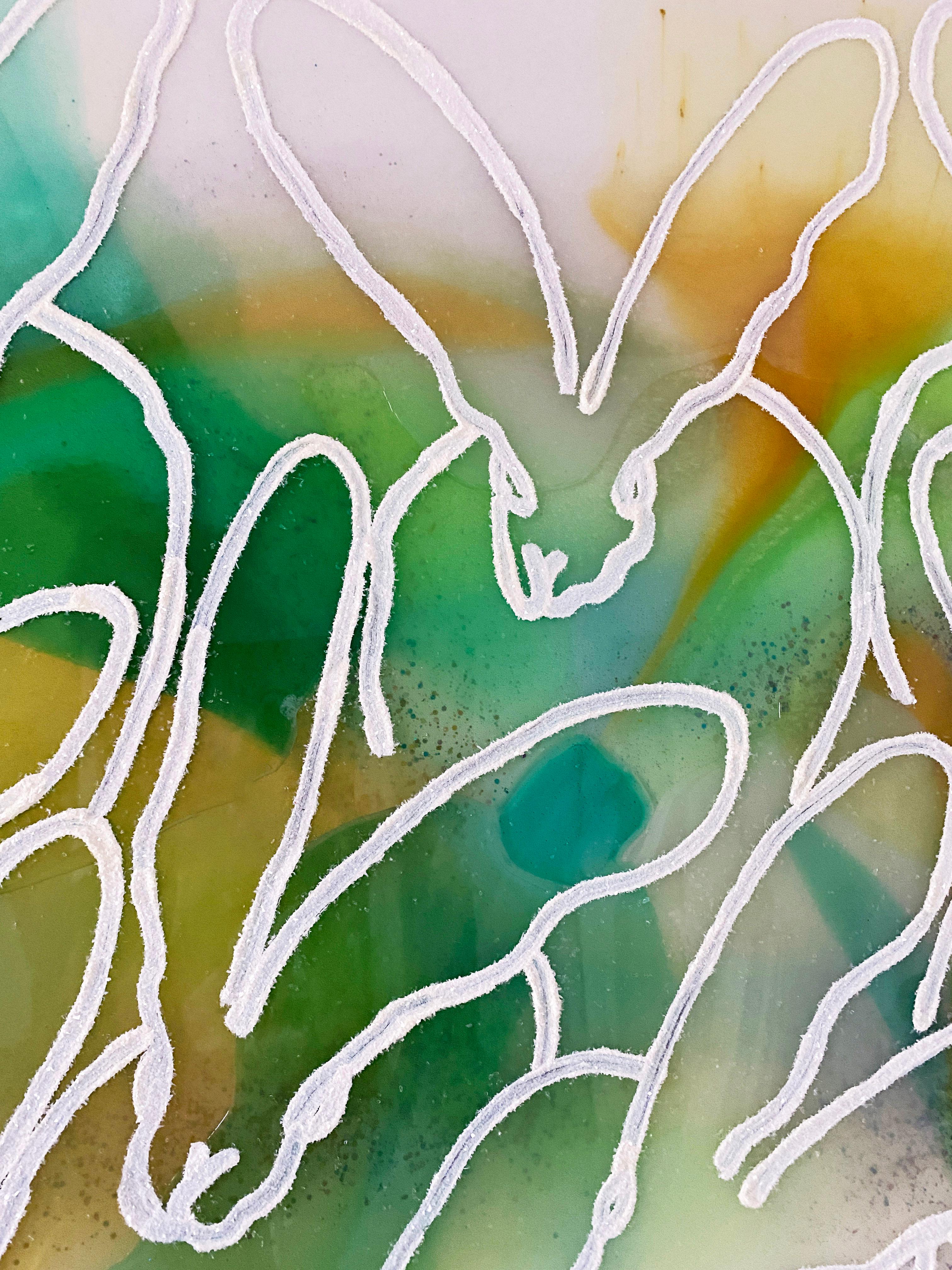 Hunt Slonem, Pittura di coniglietti in resina e polvere di diamante Greene & Greene, 'Glisten Dawn'. in vendita 4