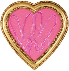 Hunt Slonem - Bunnies avec contour intitulé « Untitled » et poussière en diamant rose (Heart)