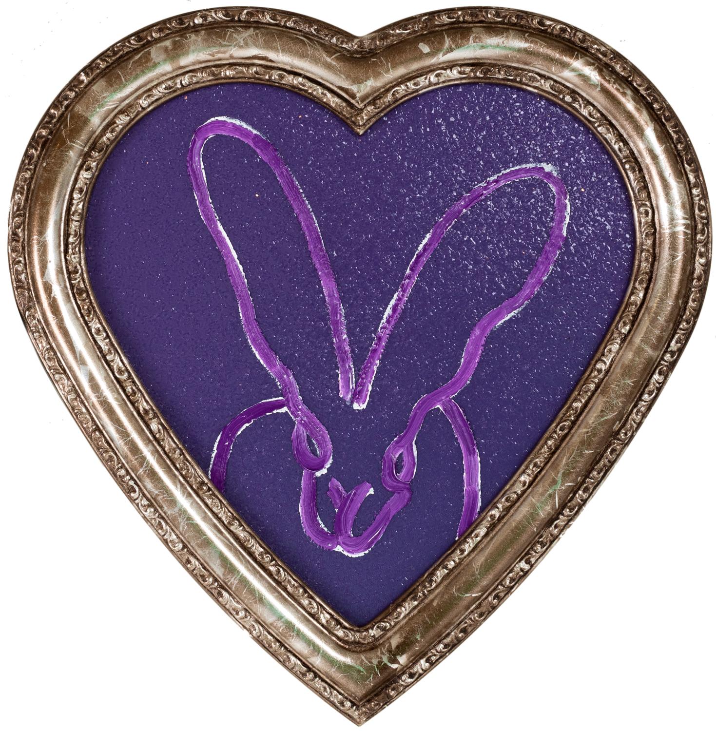 Hunt Slonem "Untitled" Outline Bunny, Purple Diamond Dust (Heart)
Purple outlined bunny on a purple diamond dust background in a custom heart-shaped frame

Unframed: 14 x 14 inches
Framed: 17.75 x 17.75 inches
*Painting is framed - Please note Hunt