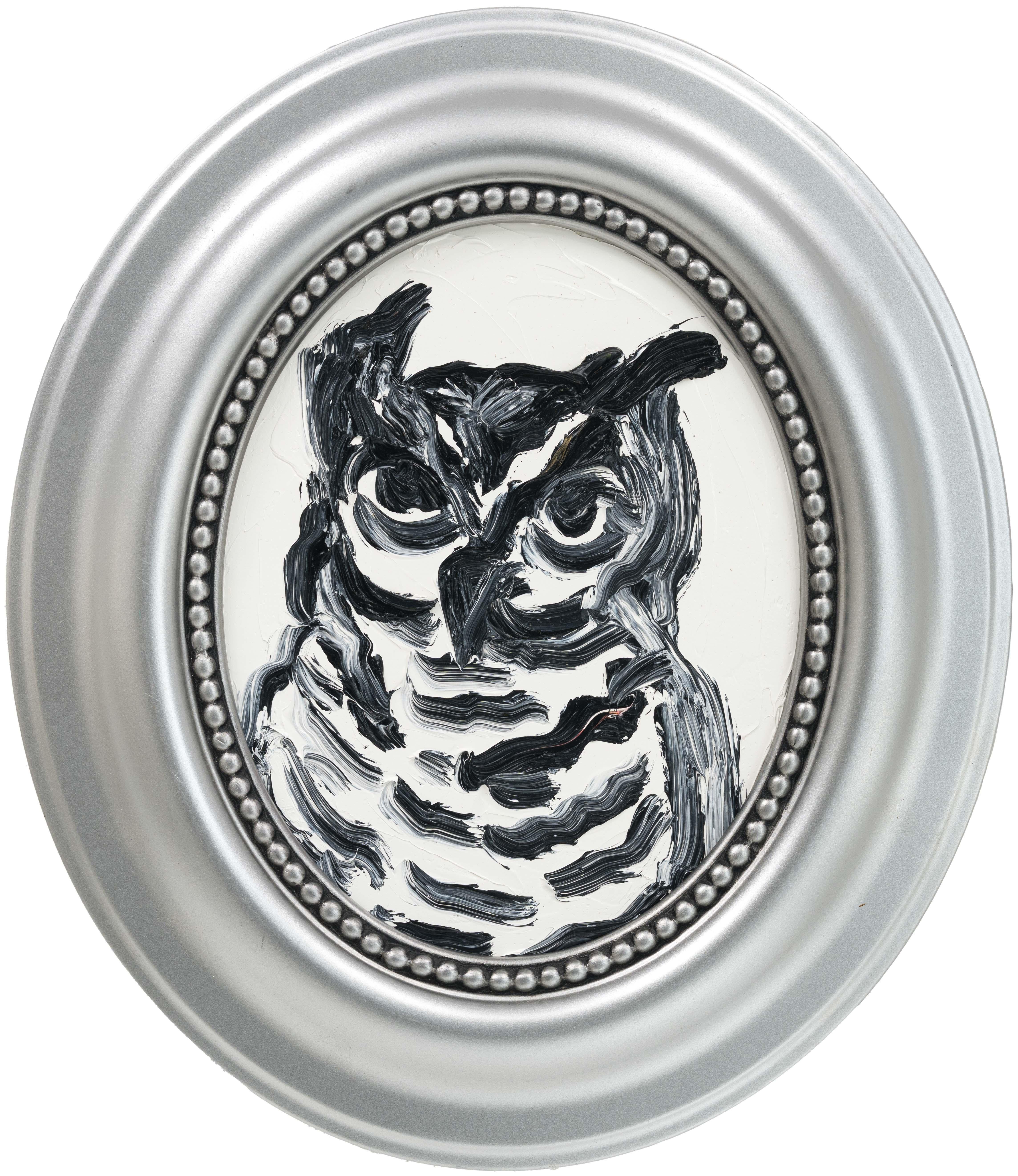 Hunt Slonem "Wise Owl" Black Outline Bird Painting on White
A single owl gestured in black on a white background in a vintage frame

Unframed: 10 x 8 inches
Framed: 15 x 13 inches
*Painting is framed - Please note Hunt Slonem paintings with frames