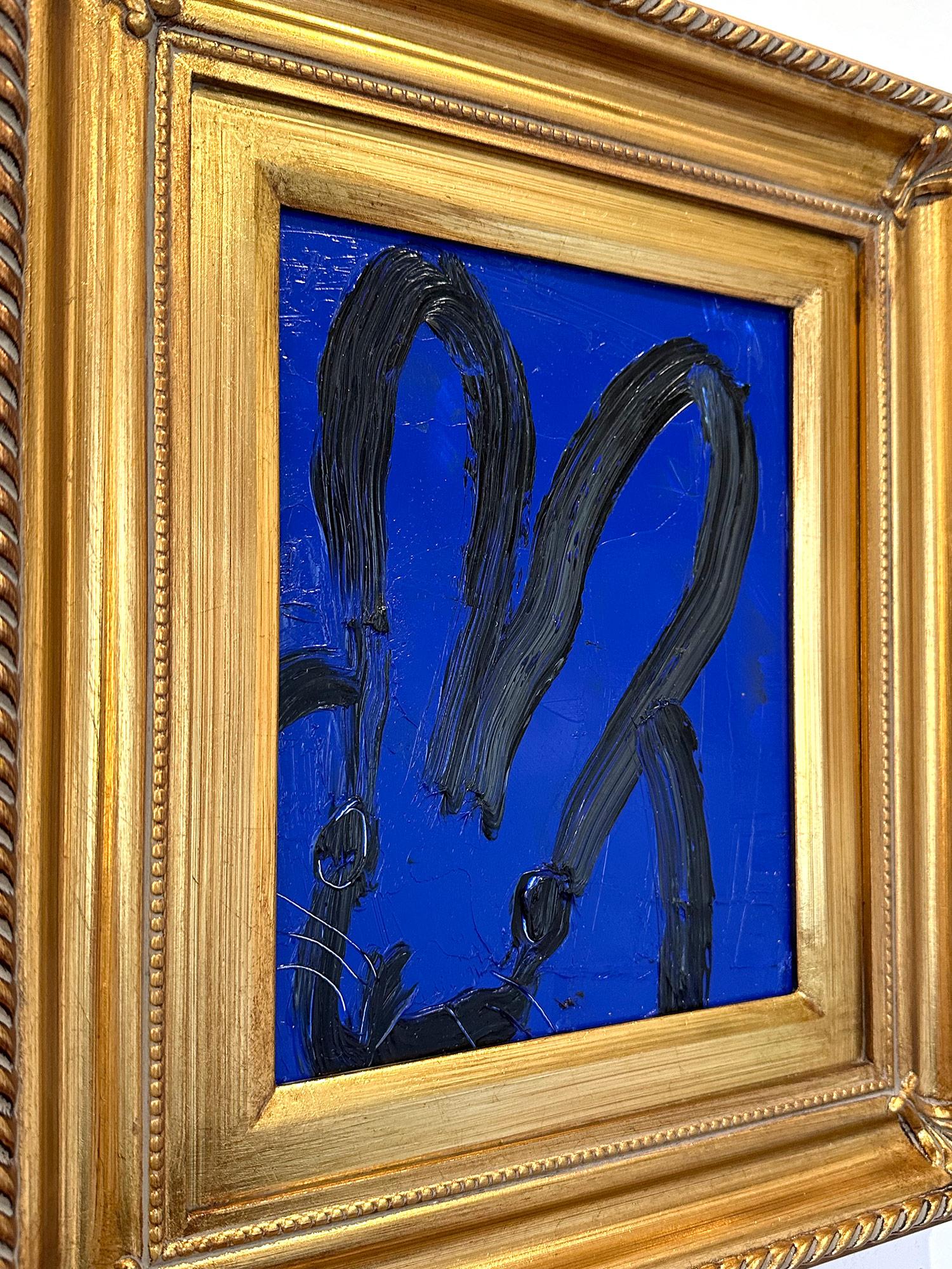 „Midnight“ Schwarzer, outlineierter Bunny auf dunkelblauem Hintergrund, Öl auf Holzplatte im Angebot 4