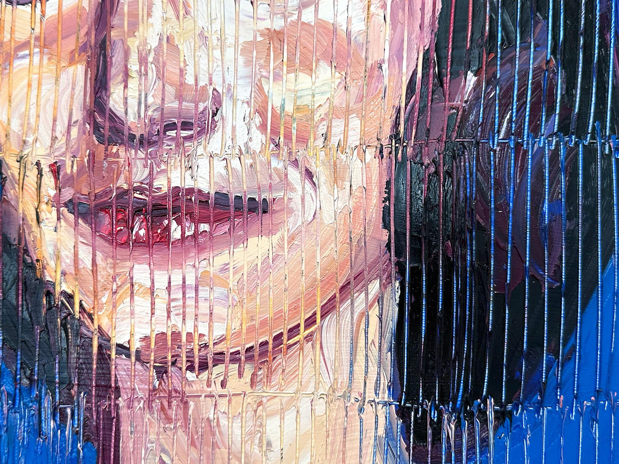 Una maravillosa composición de uno de los temas más emblemáticos de Slonem, la Sra. Kennedy. El grueso uso de la pintura es muy reconocible, ya que aplica capa tras capa de pintura al óleo azul cobalto, con detalles de trama cruzada. Este cuadro