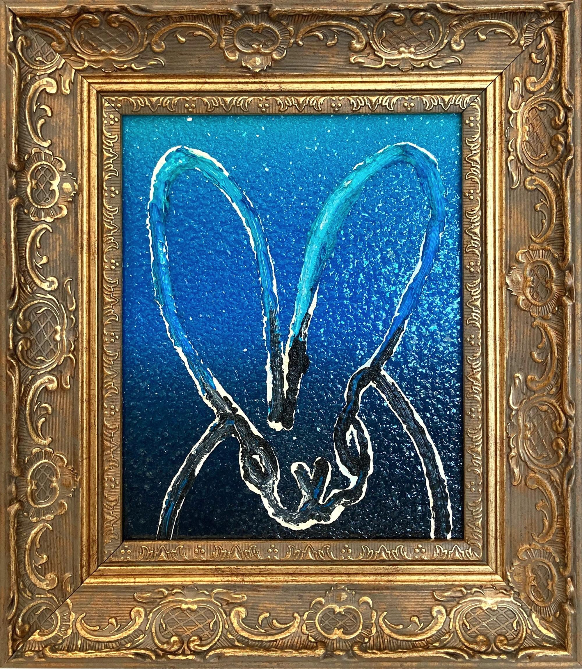 Hunt Slonem Abstract Painting – "Nachtflug" Umriss Hase auf Gradient Blau 
Schwarz Hintergrund Ölgemälde