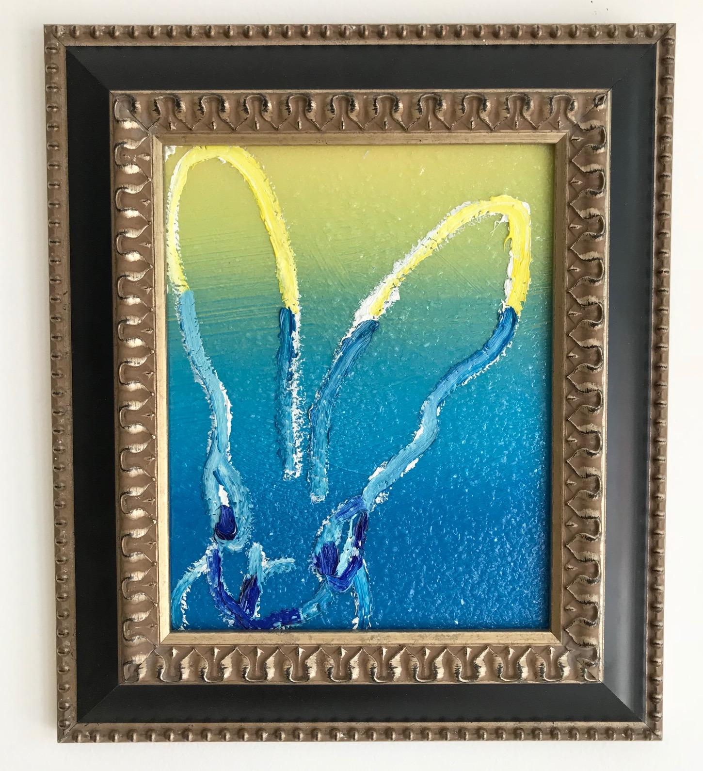 Ombre Bunny yellow to blue - Painting by Hunt Slonem