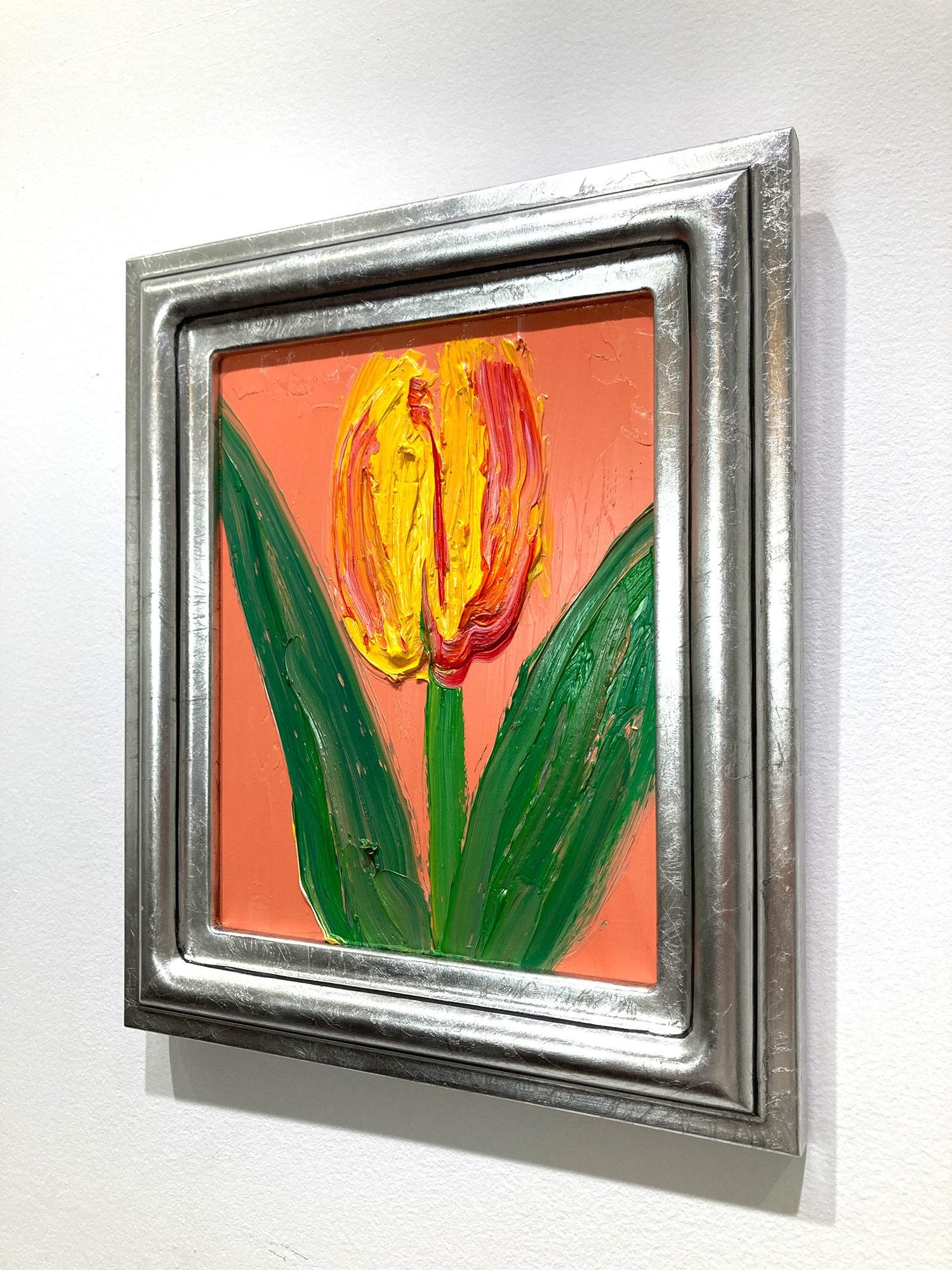 „Rotterdam Field“ Tulpe auf pfirsichfarbenem, orangefarbenem Hintergrund, Ölgemälde, gerahmt im Angebot 9