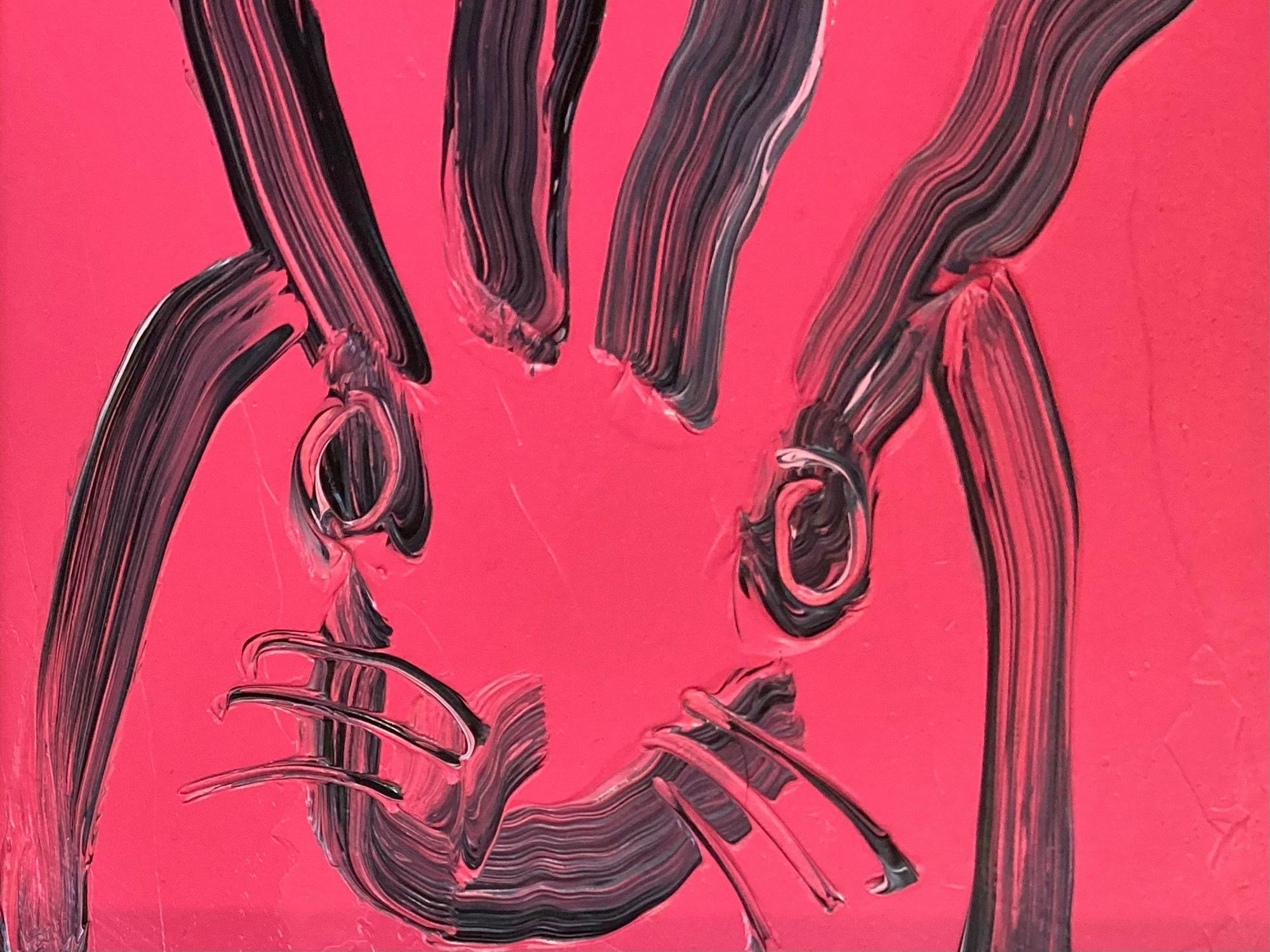 Eine wunderbare Komposition eines der ikonischsten Themen von Slonem, nämlich Hasen. Dieses Werk zeigt die gestische Figur eines schwarzen Hasen auf einem kirschroten Hintergrund mit dick aufgetragener Farbe. Inspiriert von der Natur und einer