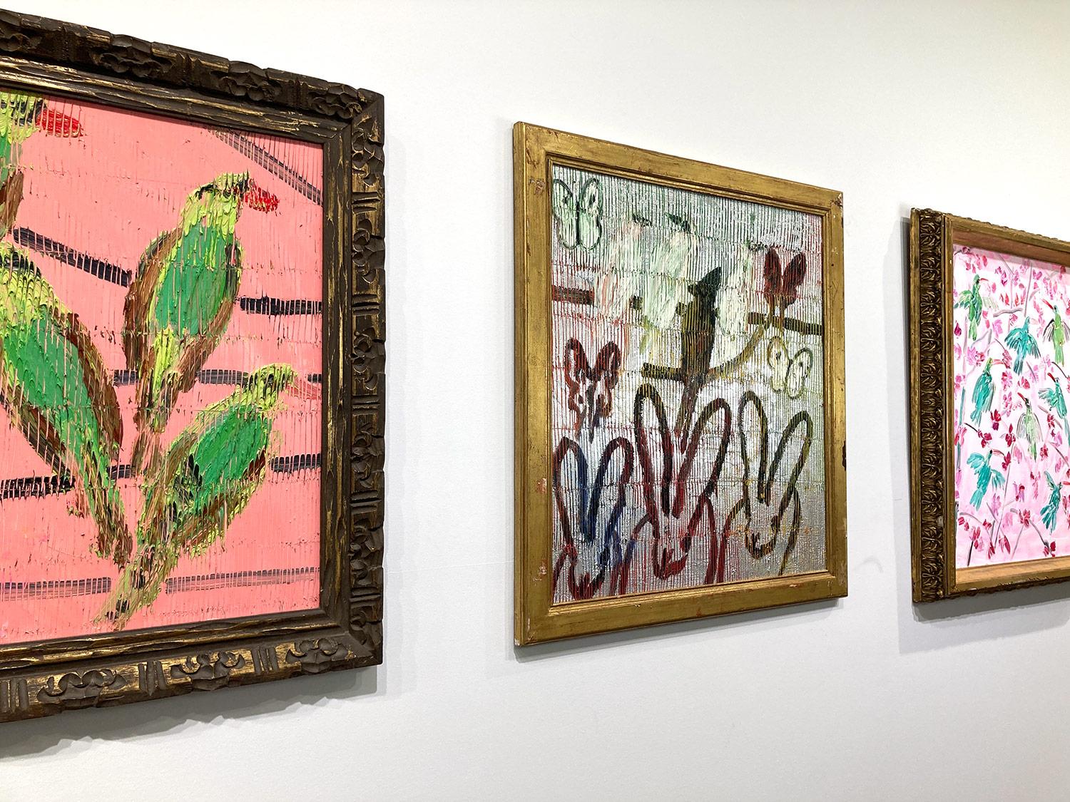 « Trois Notes » - Peinture à l'huile - Noirs lapins, Oiseaux et Papillons - Fond argenté 14