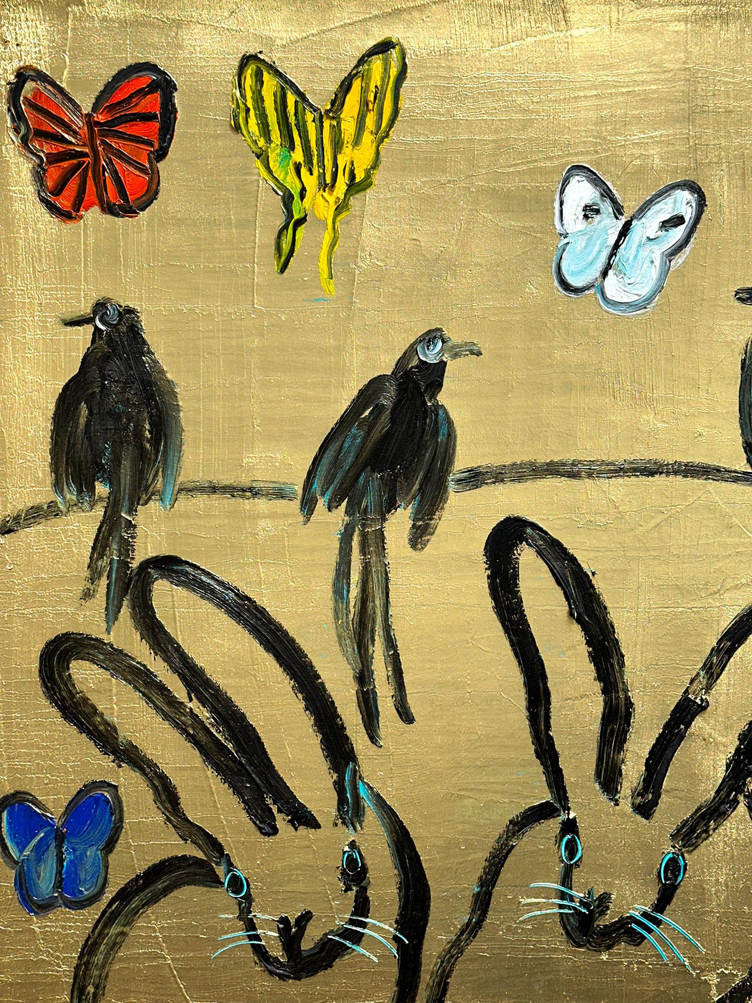 Eine wunderbare Komposition eines der ikonischsten Themen von Slonem: Hasen, Schmetterlinge und Vögel. Dieses Stück stellt Folgendes dar  gestische Figuren von 3 blauäugigen Hasen, 8 mehrfarbigen Schmetterlingen und 4 schwarzen