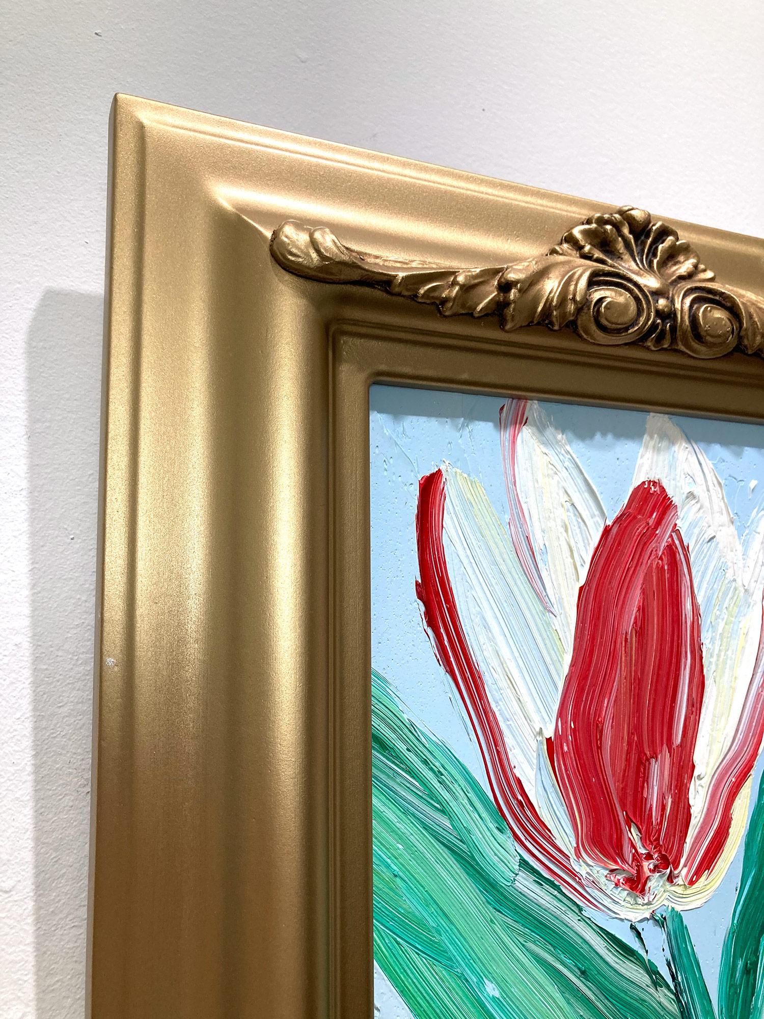 „Wide Open“ Rot-weiße Tulpe auf hellem Himmelblauem Hintergrund, Ölgemälde, gerahmt im Angebot 4