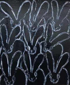 "Invierno 4:30" Conejitos blancos sobre polvo de diamante negro Pintura al óleo en marco antiguo