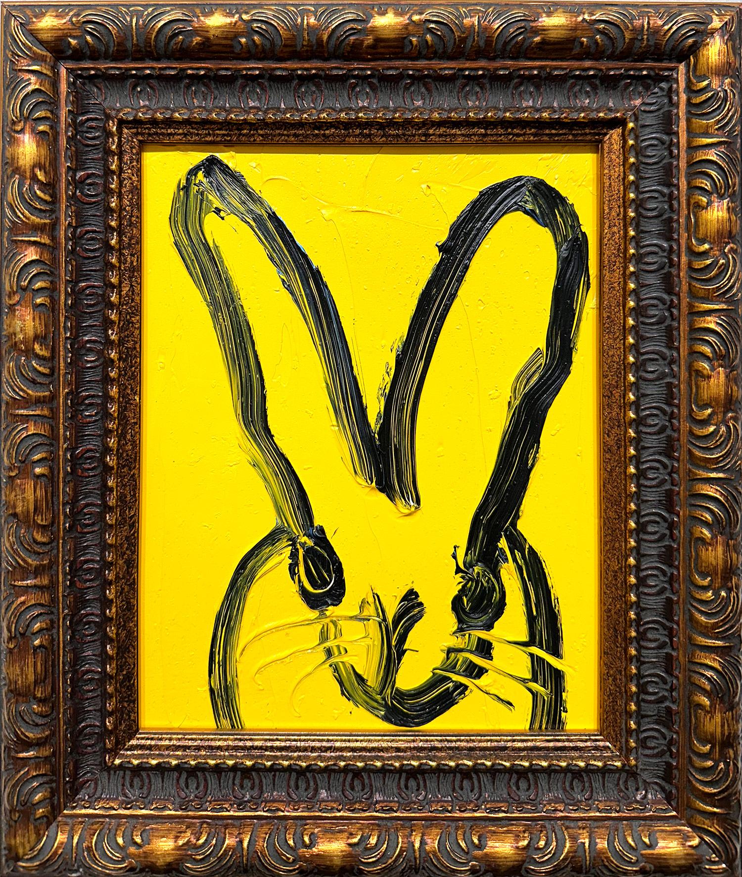 Hunt Slonem Animal Painting – „Yellow Moon“ Schwarzes gerahmtes Ölgemälde auf Holz, schwarz, Bunny auf königsgelbem Ölgemälde