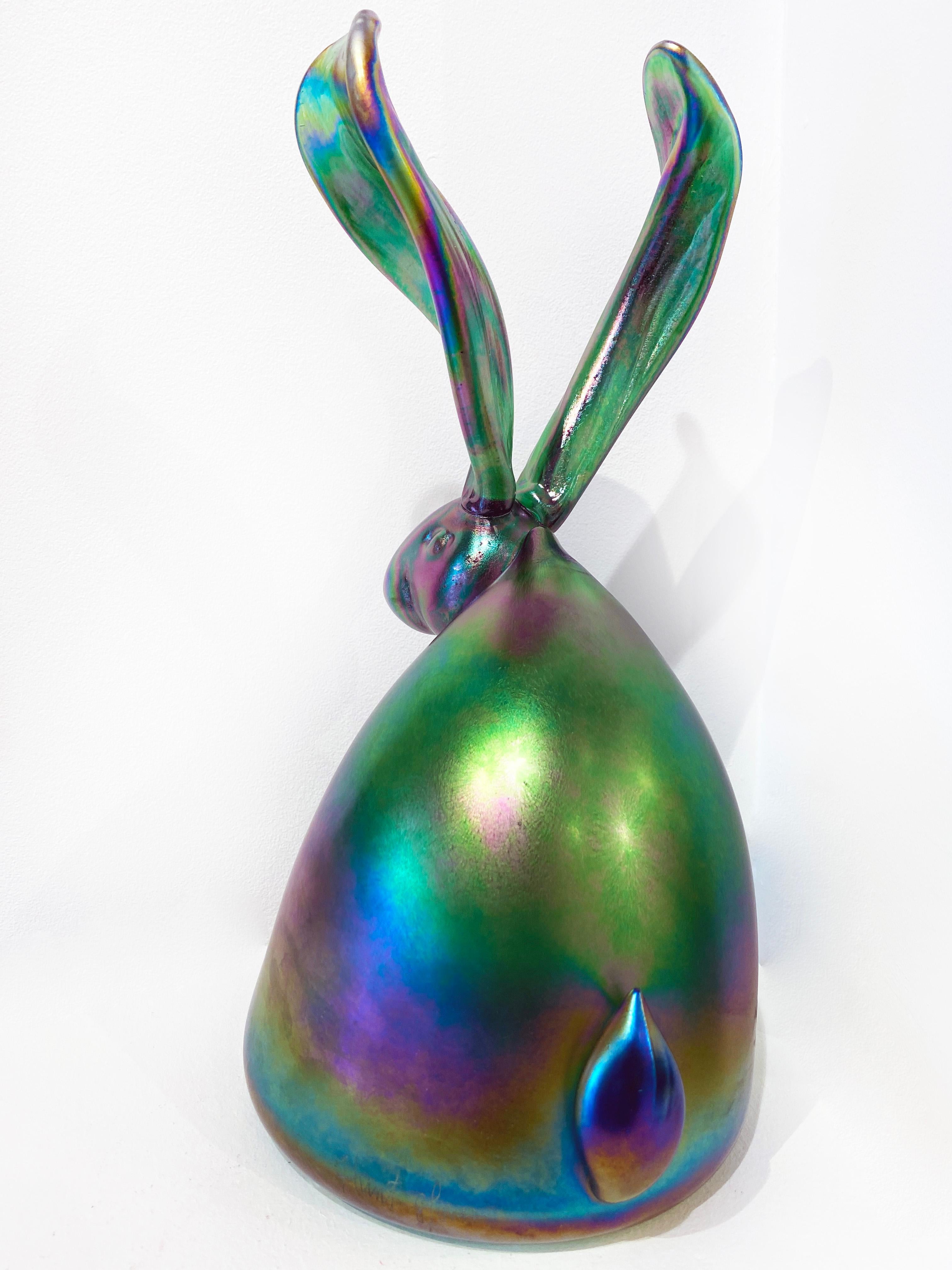 Hunt Slonem Grüne Glas Bunny-Skulptur „Seth“ im Angebot 2