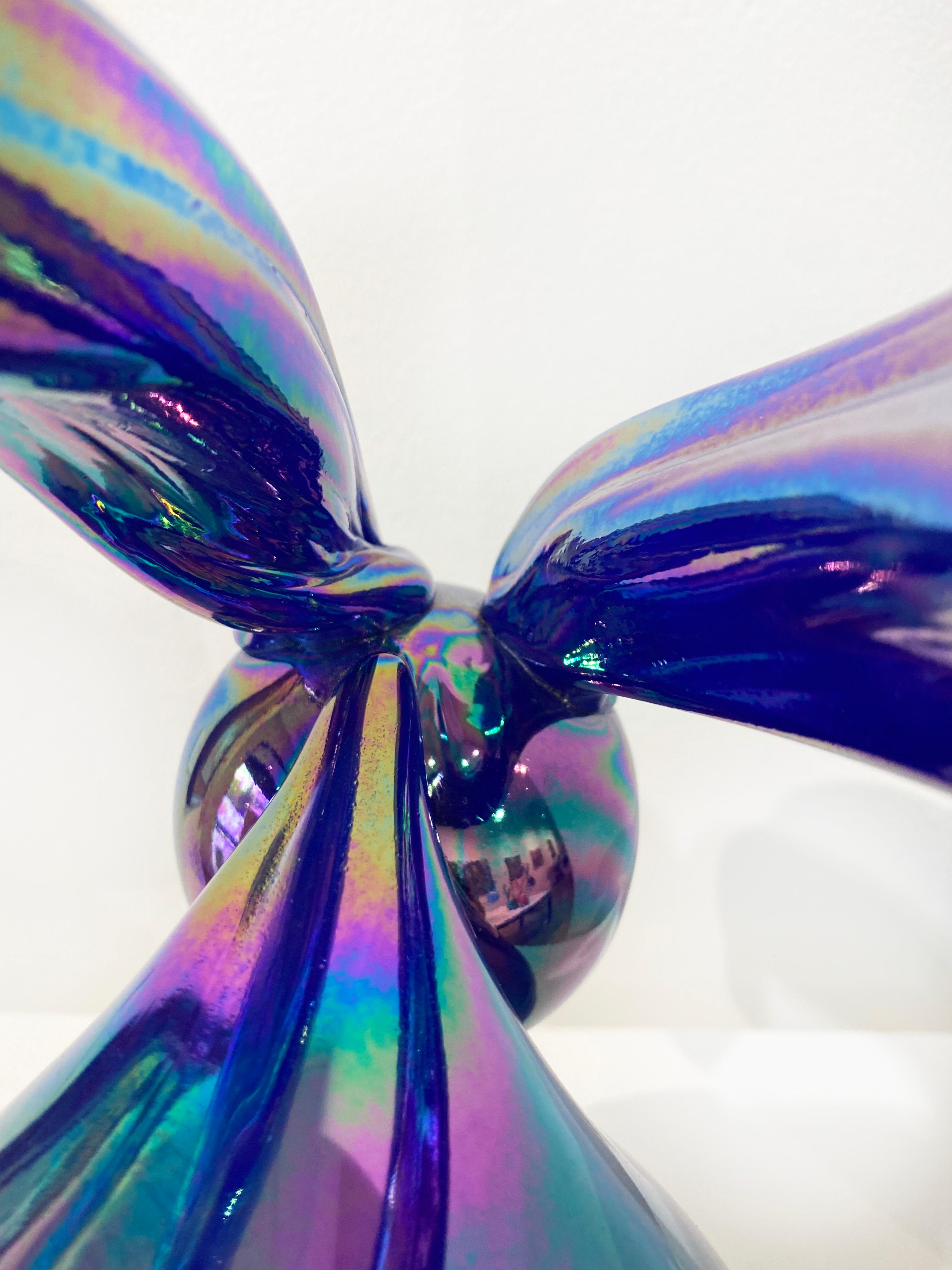 Hunt Slonem Indigo Glass Bunny Sculpture 'Jose' 3