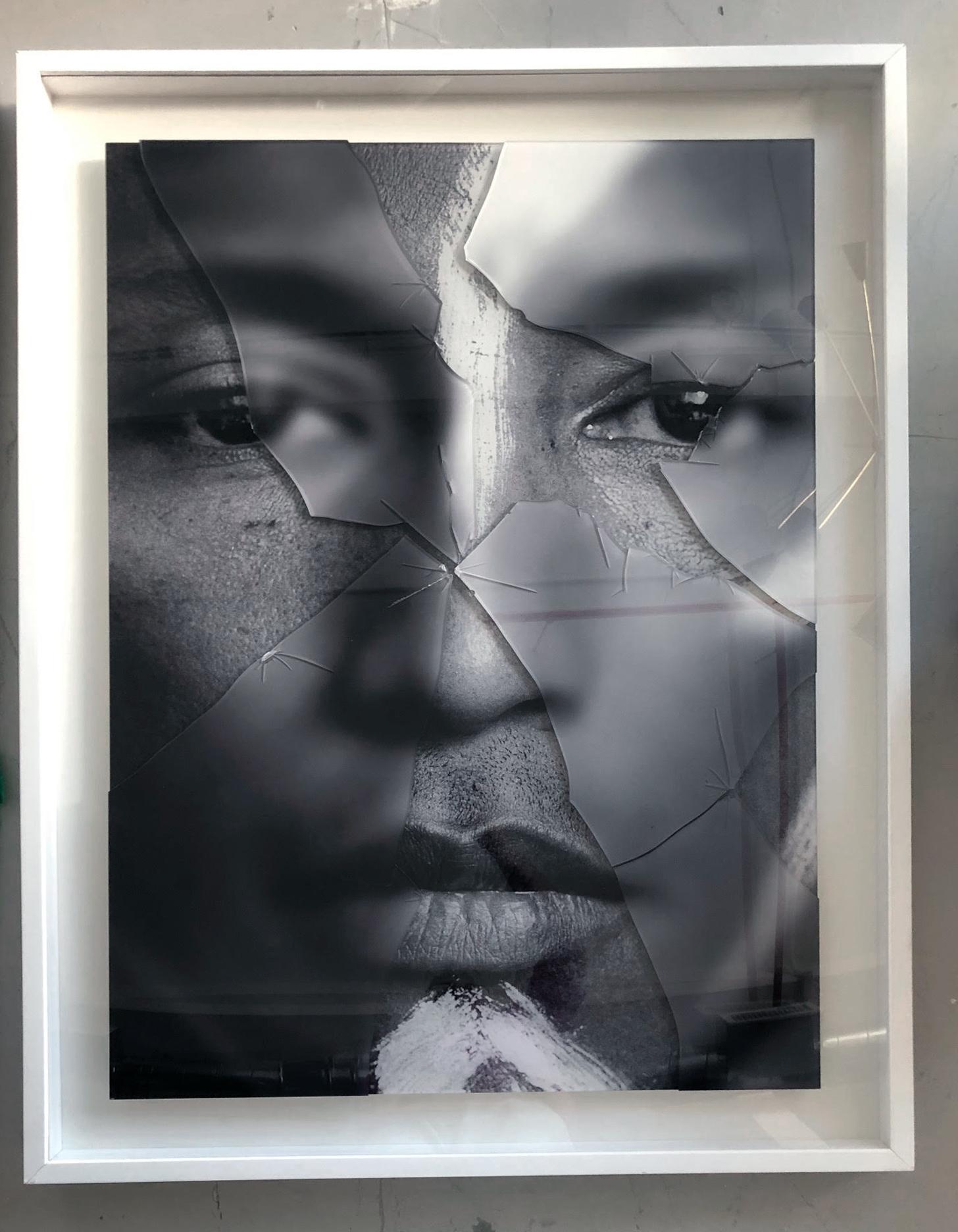 This artwork was created by the artistic duo Hunter & Gatti (2010–2023). These works are part of the archive managed and exhibited by Cristian Hunter.
The artist's technique consists of the use of two prints, the first print is the original