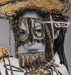 Jennifer López. Edición de Oro, Retrato intervenido por los artistas.