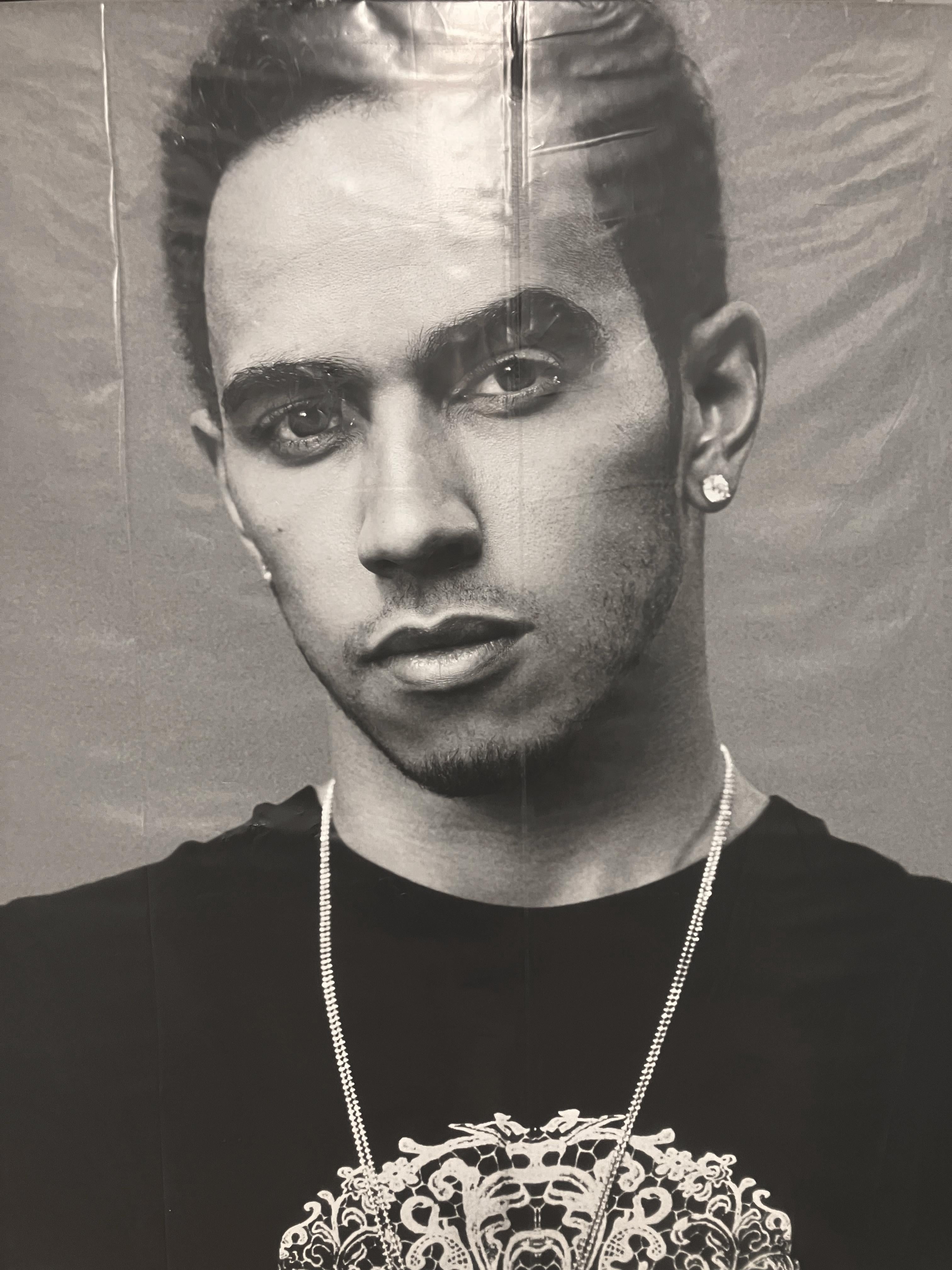 Lewis Hamilton, Portrait sur toile - Contemporain Photograph par Hunter & Gatti