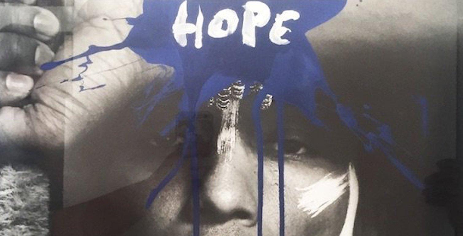 Hope - Pharrell Williamns 2.  Intervené par les artistes. - Photograph de Hunter & Gatti