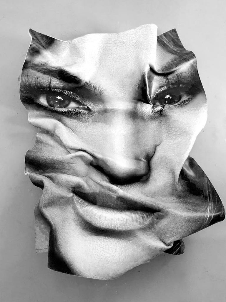 Bruno Mars and Jennifer Lopez, Diptych. Tridimensional Wall Sculpture Portrait For Sale 2